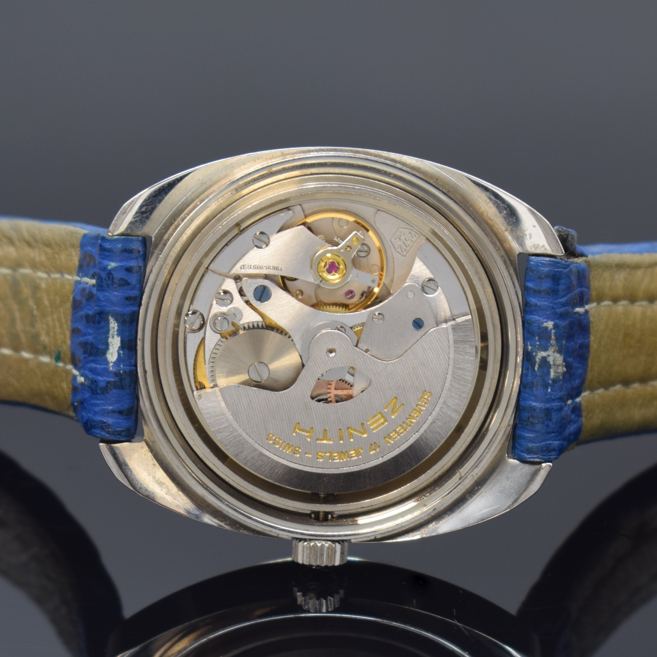 Detail g: ZENITH Herrenarmbanduhr Referenz 01-1291-380, Automatik, Schweiz um 1970, massiv Edelst. inkl. Lederband m. orig. Dornschl., blaues Zifferbl. m. ...