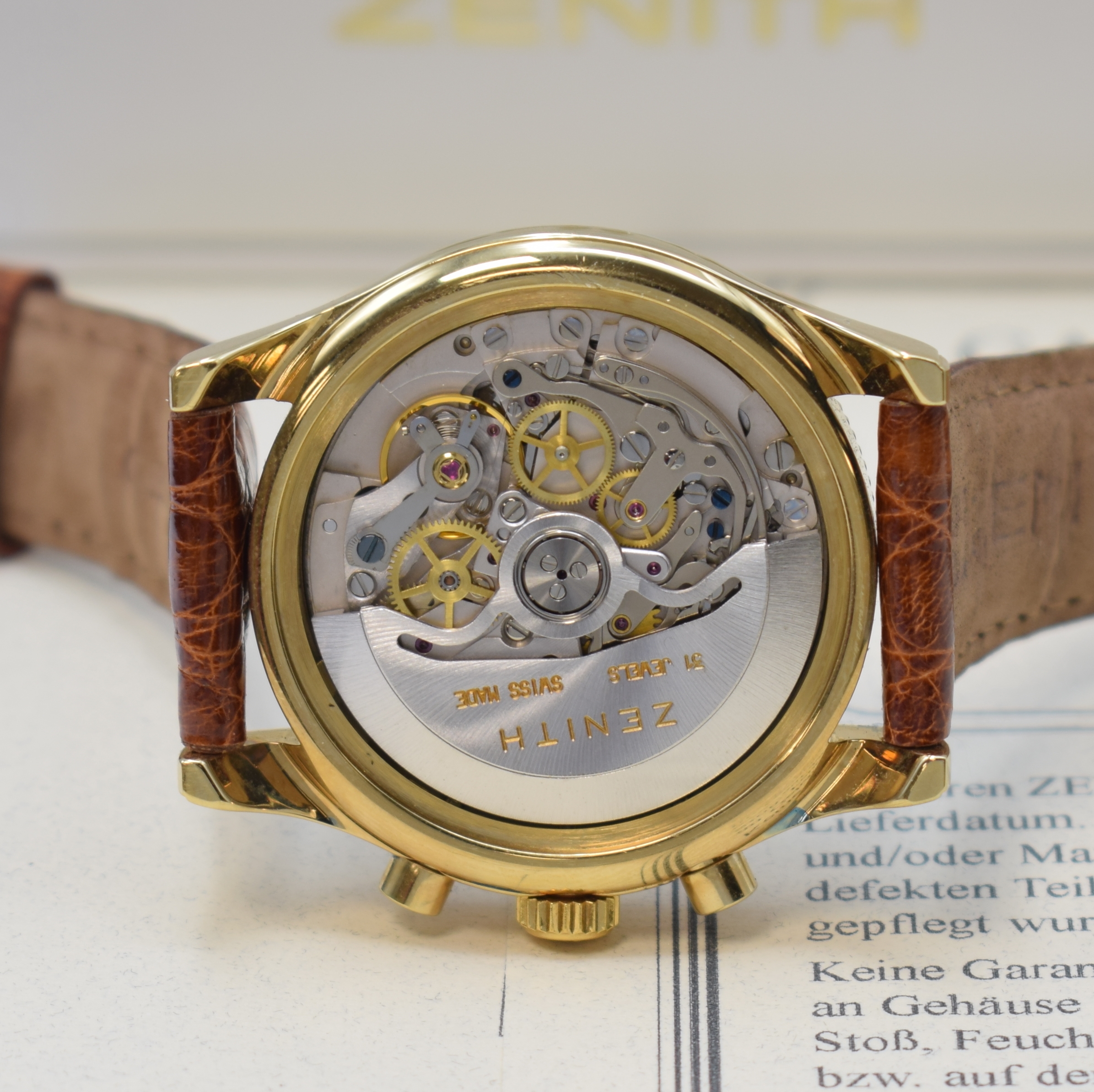 Detail f: ZENITH El Primero Schaltradchronograph Referenz 20-0210.400, Schweiz um 1995, Automatik, verg. Geh. m. aufgedr. Stahlboden, weisses Zifferbl., gold. ...