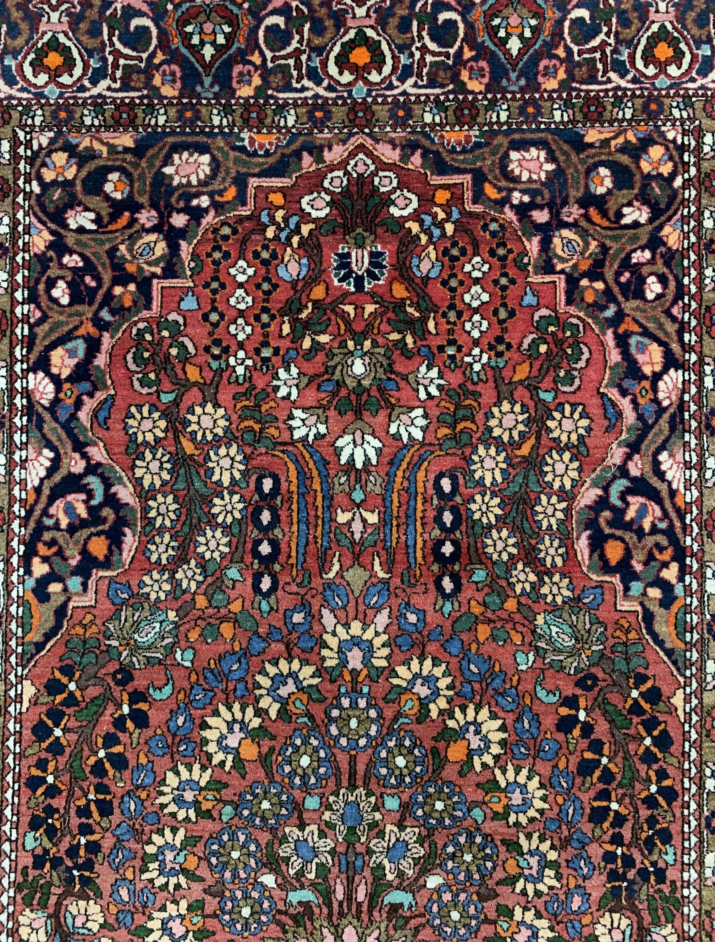 Detail b: Bachtiar alt, Persien, Anfang 20.Jhd, Wolleauf Baumwolle, ca. 214 x 150 cm, EHZ: 2