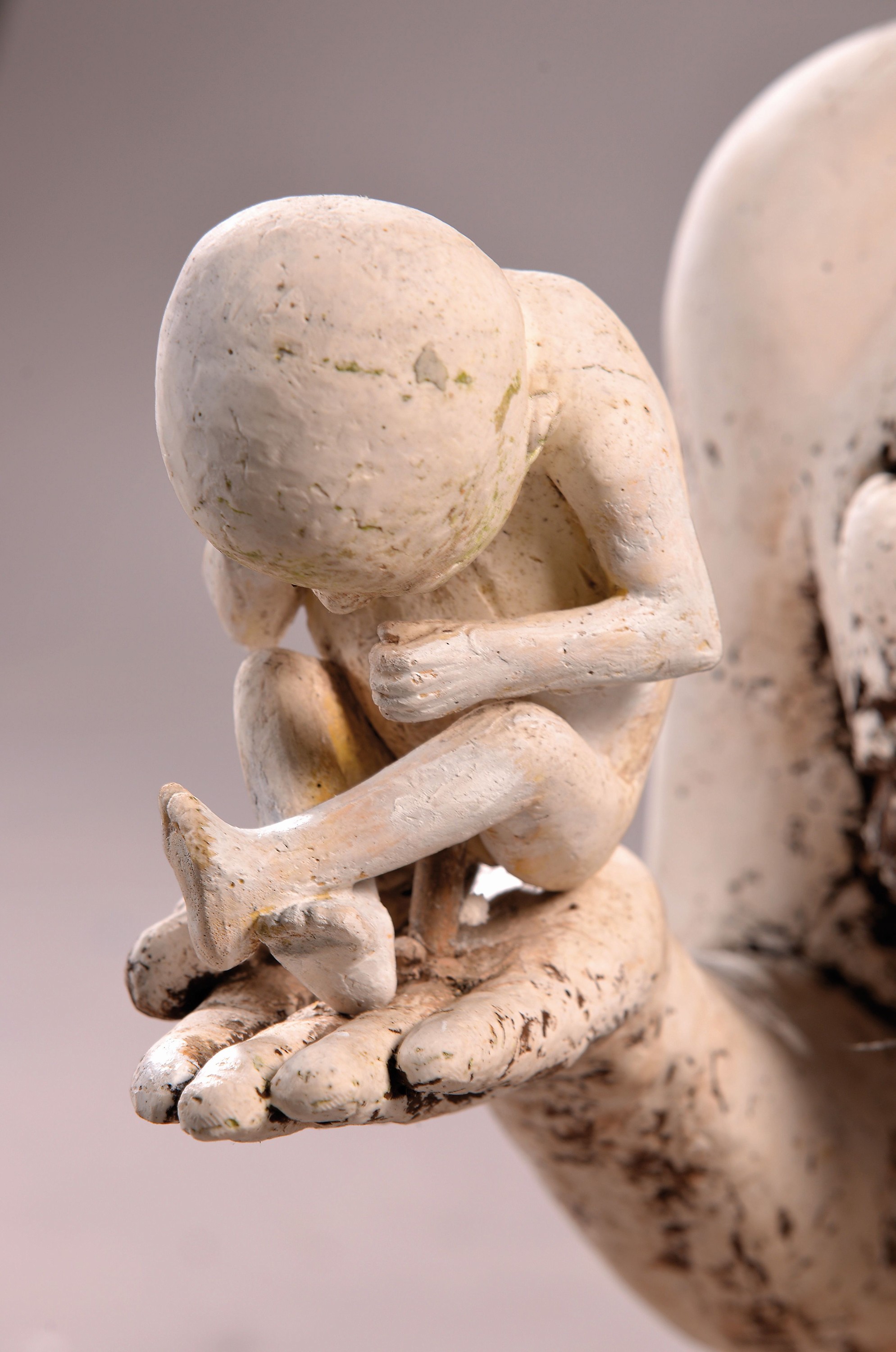 Detail m: Baldur Greiner, geb. 1946, besuchte nach Bildhauer-lehre und Meister- Prüfung zunächst die Werkkunstschule Darmstadt , und studierte dann an der ...