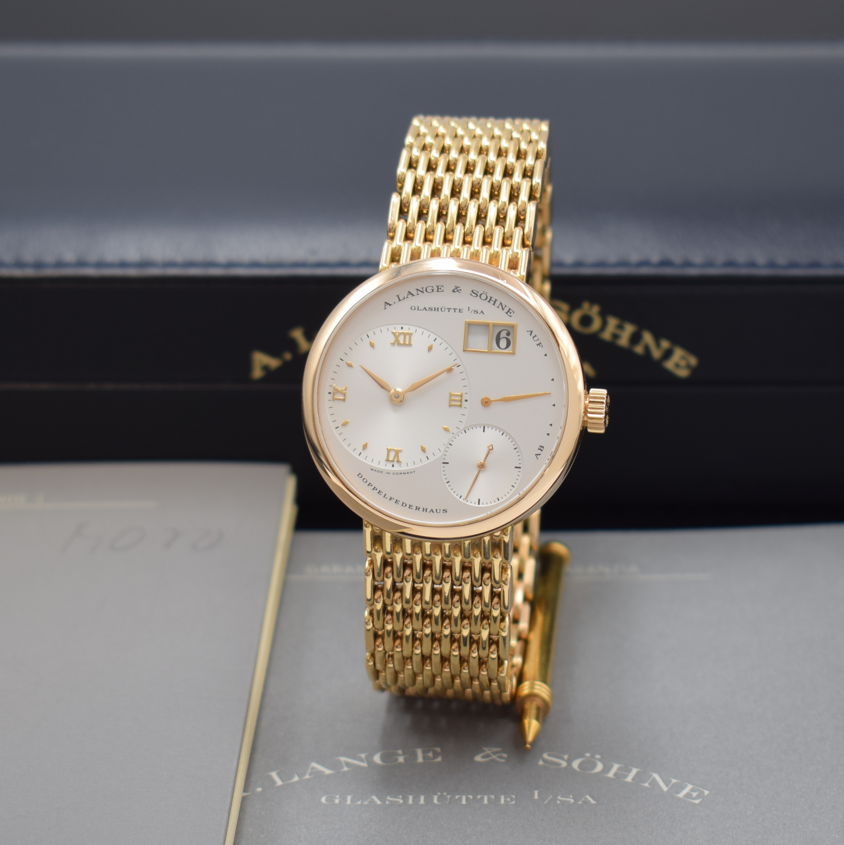 A. LANGE & SÖHNE hochfeine und seltene Herrenarmbanduhr Modell "Little" Lange 1 Referenz 111.032 in Rosegold 750/000, Handaufzug, beids. ...