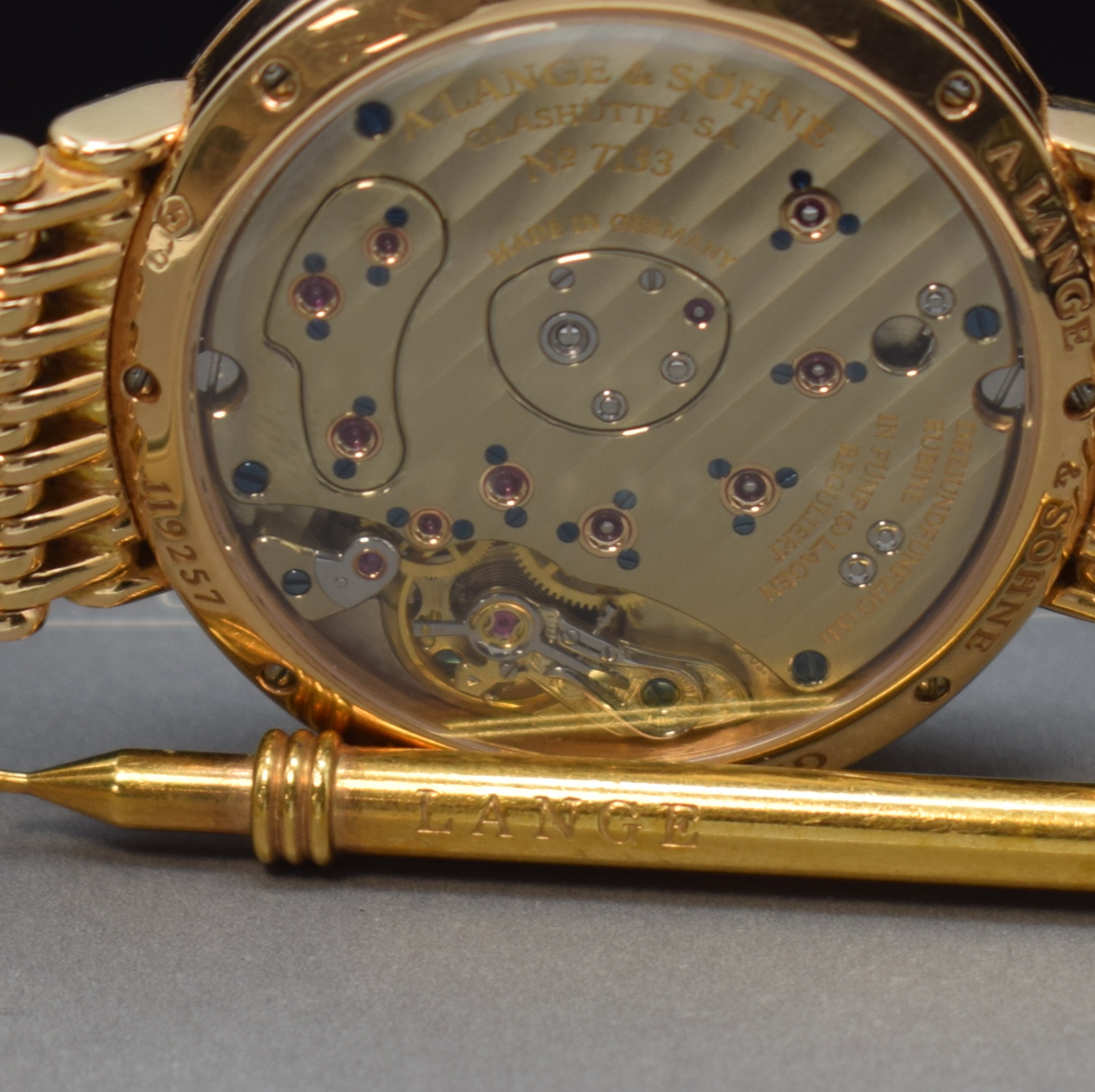 Detail f: A. LANGE & SÖHNE hochfeine und seltene Herrenarmbanduhr Modell "Little" Lange 1 Referenz 111.032 in Rosegold 750/000, Handaufzug, beids. ...