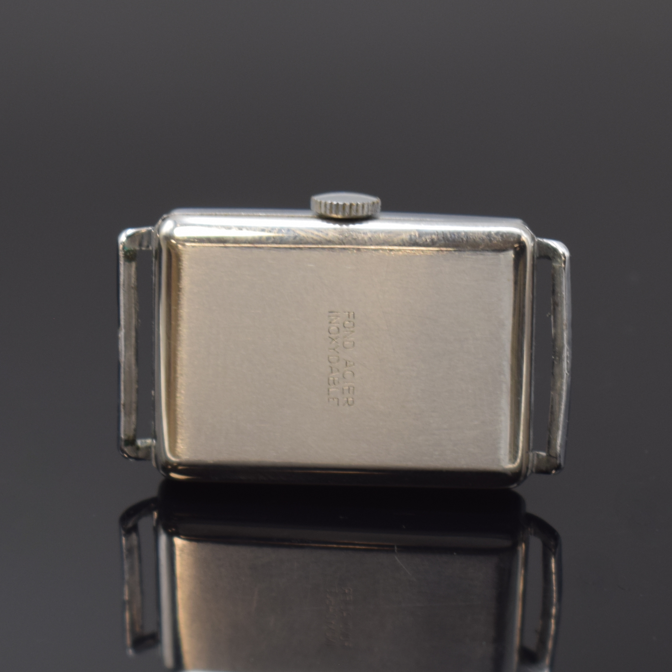 Detail b: ZENTRA Armbanduhr, Handaufzug, Deutschland 1930er Jahre, verchr. Geh., Edelstahlboden aufgedr., schwarzes Glanz-Zifferbl., feste Bandanst., kl. Sek. ...