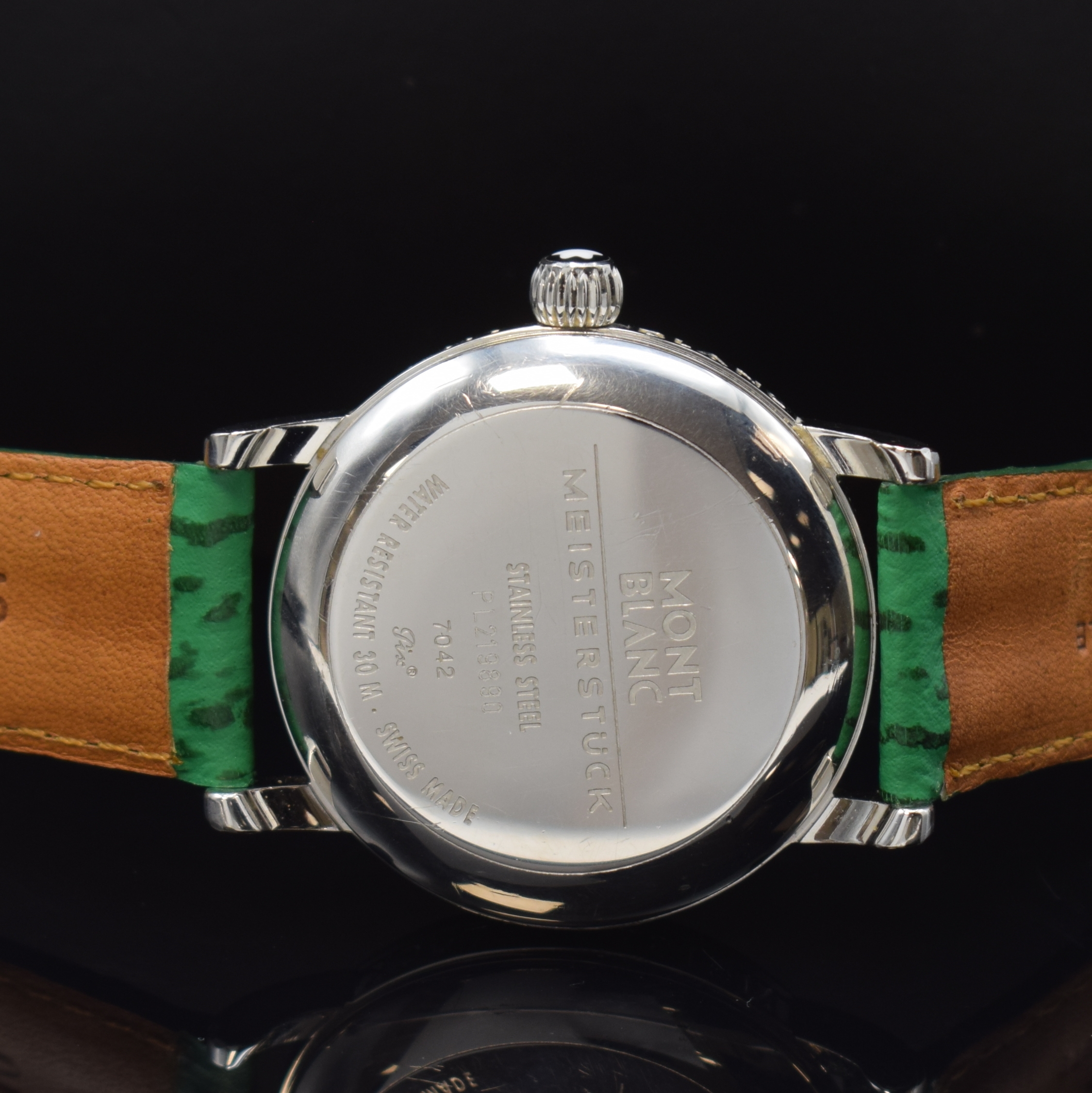Detail e: MONTBLANC Armbanduhr Meisterstück Referenz 7042, Automatik, Schweiz um 2004, Edelstahlgeh. inkl. Lederband m. orig. Dornschl., Boden aufgedr., silb. ...