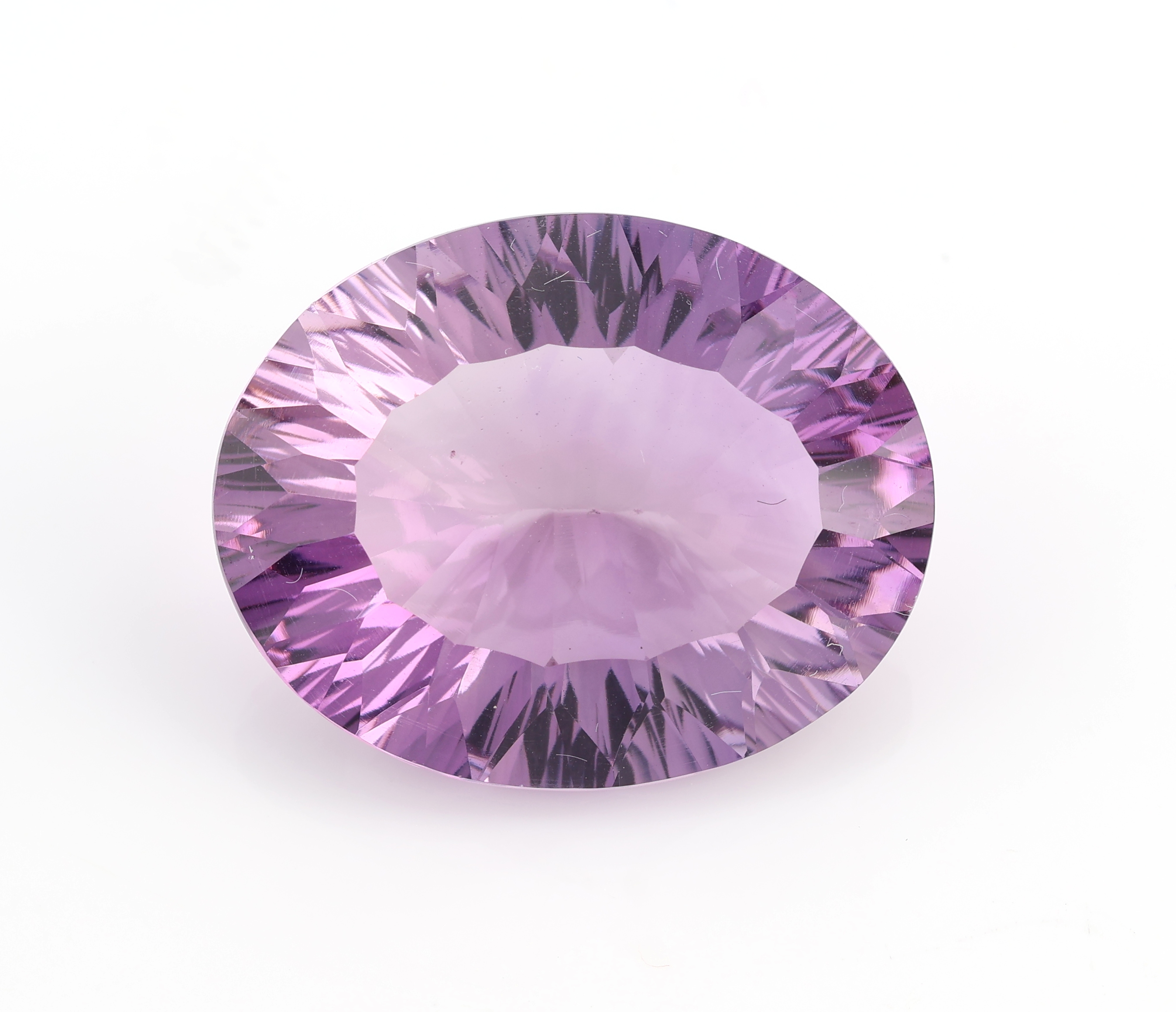 Detail b: Konvolut 4 lose Amethyste: 1 x ca. 7.4 ct, Kiteschliff, ca. 19.0 x 13.5 x 7.4 mm; 1 x ca. 18.42 ct, Ovalschliff, ca. 21.5 x 16.24 x 9.35 mm; 1 x ca. ...