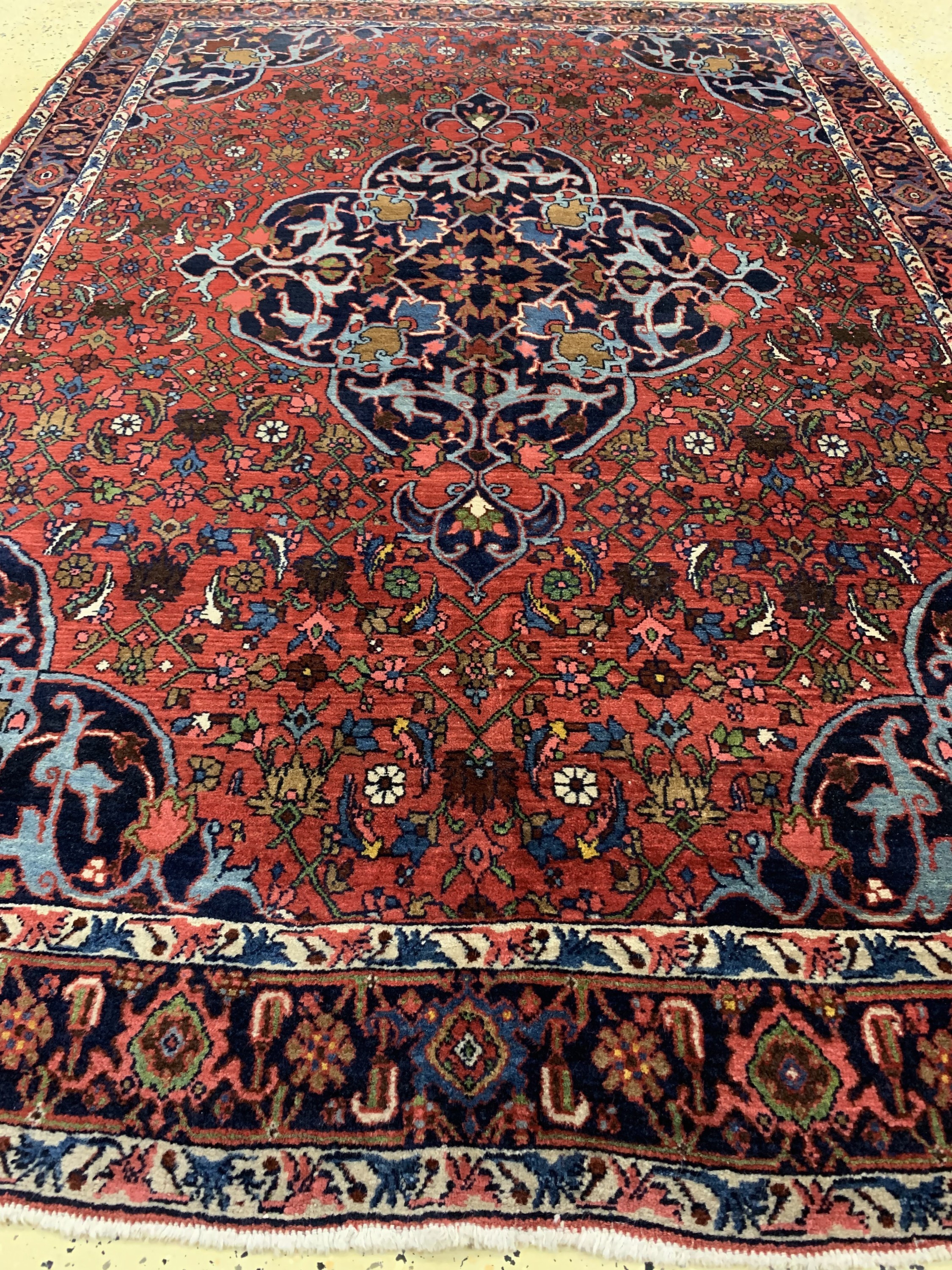 Detail f: Bidjar alt, Persien, Anfang 20.Jhd, Wolle auf Baumwolle, ca. 210 x 145 cm, EHZ: 2