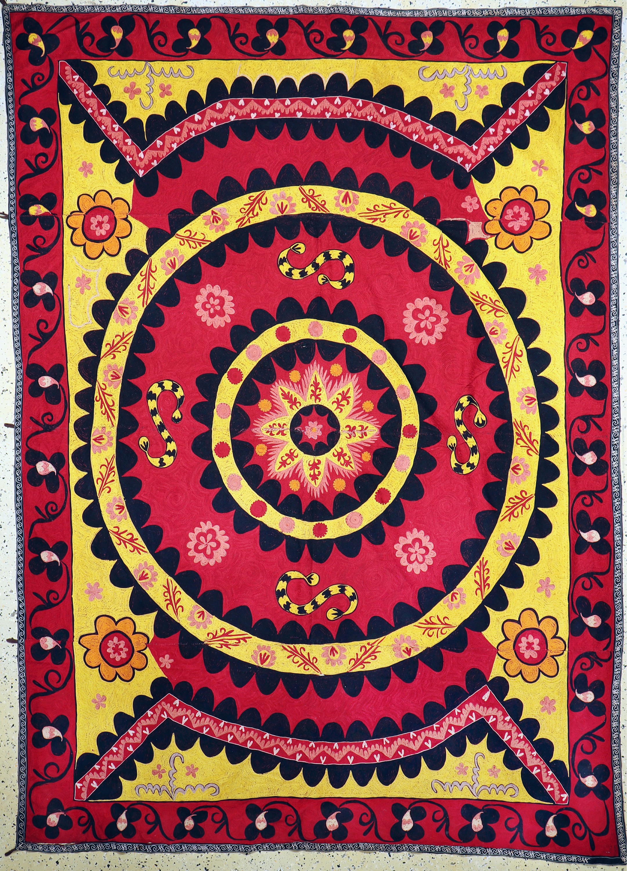 Tadschiken Seiden-Susani, Tadschikistan, Anfang 20.Jhd, Seide-Baumwollstickerei, ca. 270 x 190 cm, EHZ: 2
