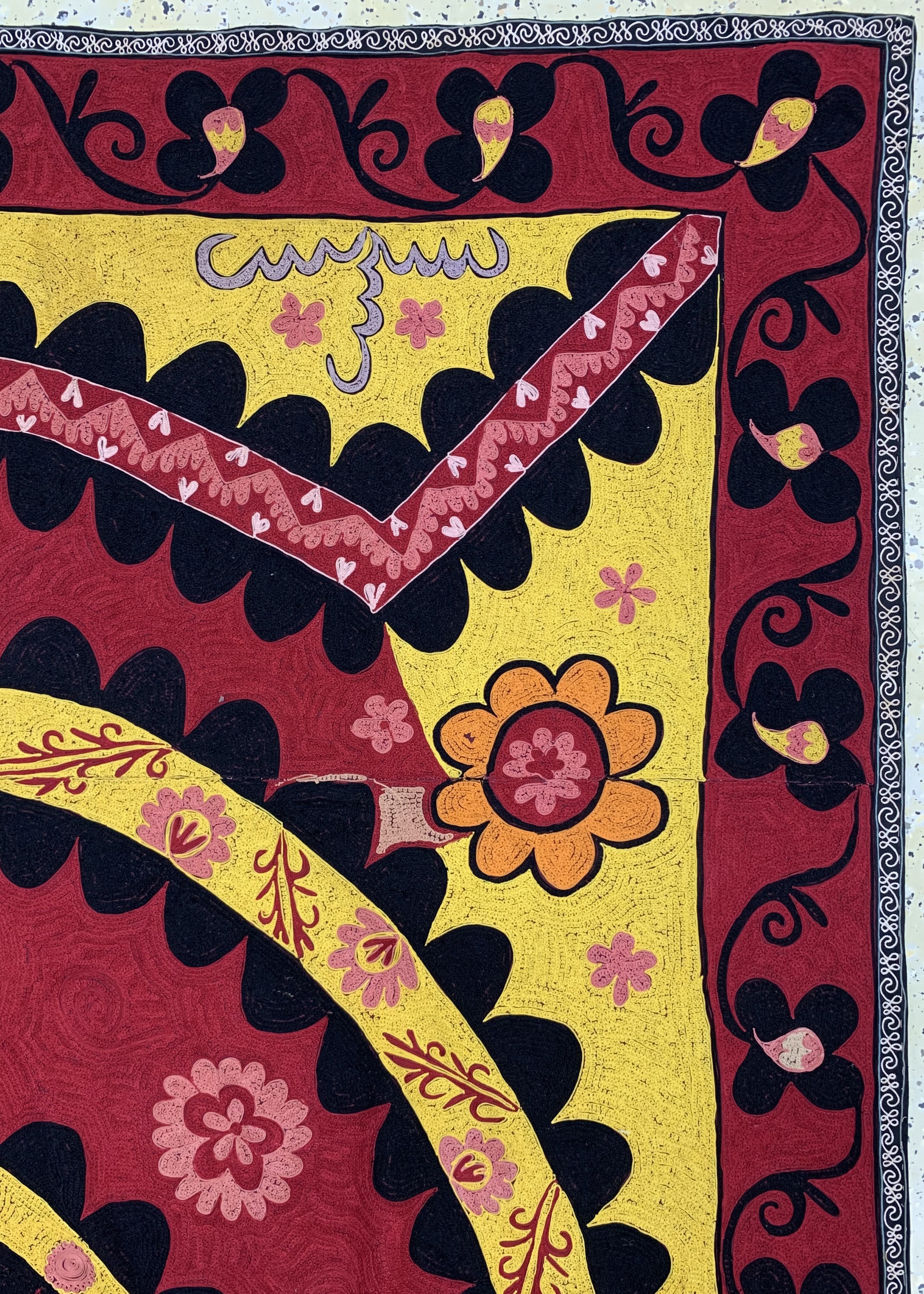 Detail e: Tadschiken Seiden-Susani, Tadschikistan, Anfang 20.Jhd, Seide-Baumwollstickerei, ca. 270 x 190 cm, EHZ: 2