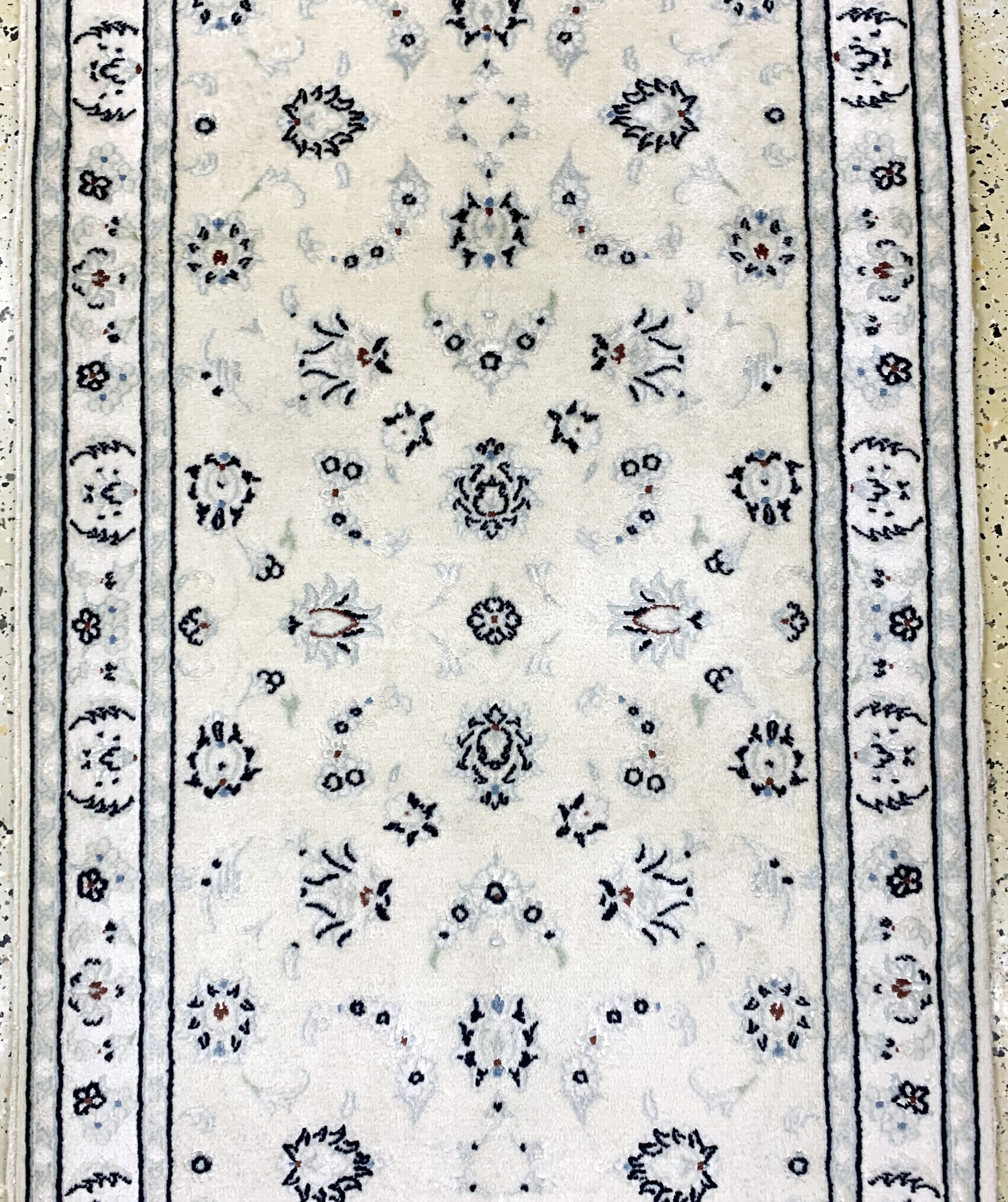 Detail b: Nain fein(9 La), Persien, Ende 20.Jhd, Korkwolle mit Seide, ca. 300 x 84 cm, EHZ: 2
