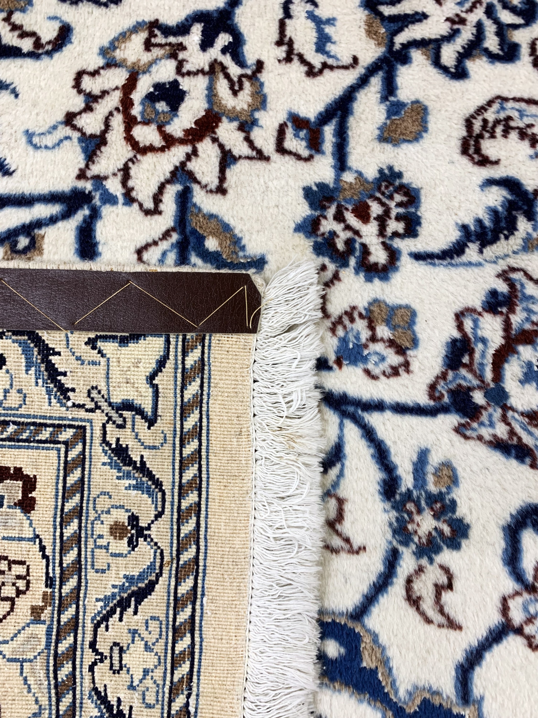 Detail g: Nain, Persien, Ende 20.Jhd, Wolle auf Baumwolle, ca. 236 x 244 cm, EHZ: 2