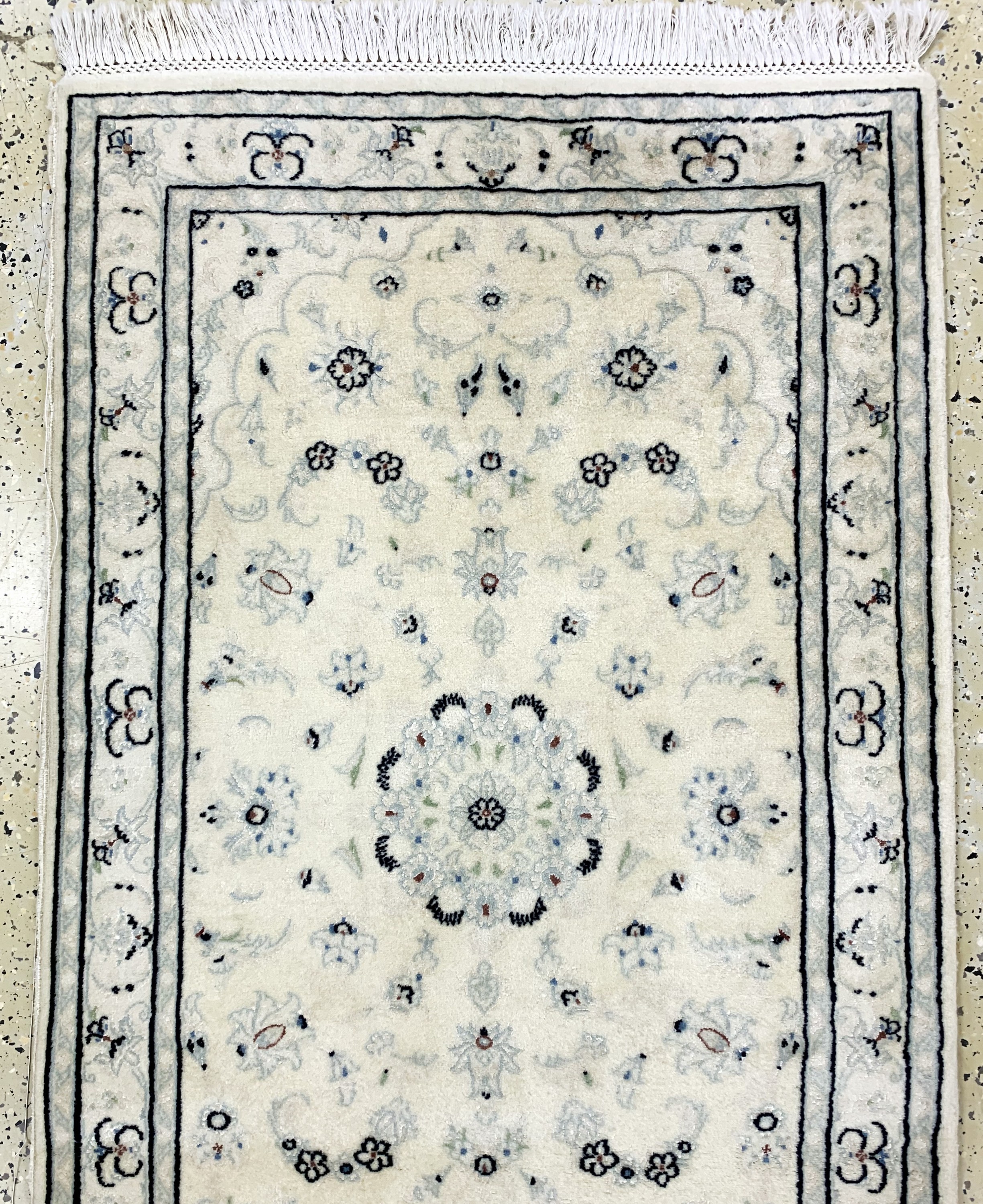 Detail a: Nain fein(9 La), Persien, Ende 20.Jhd, Korkwolle mit Seide, ca. 300 x 83 cm, EHZ: 2