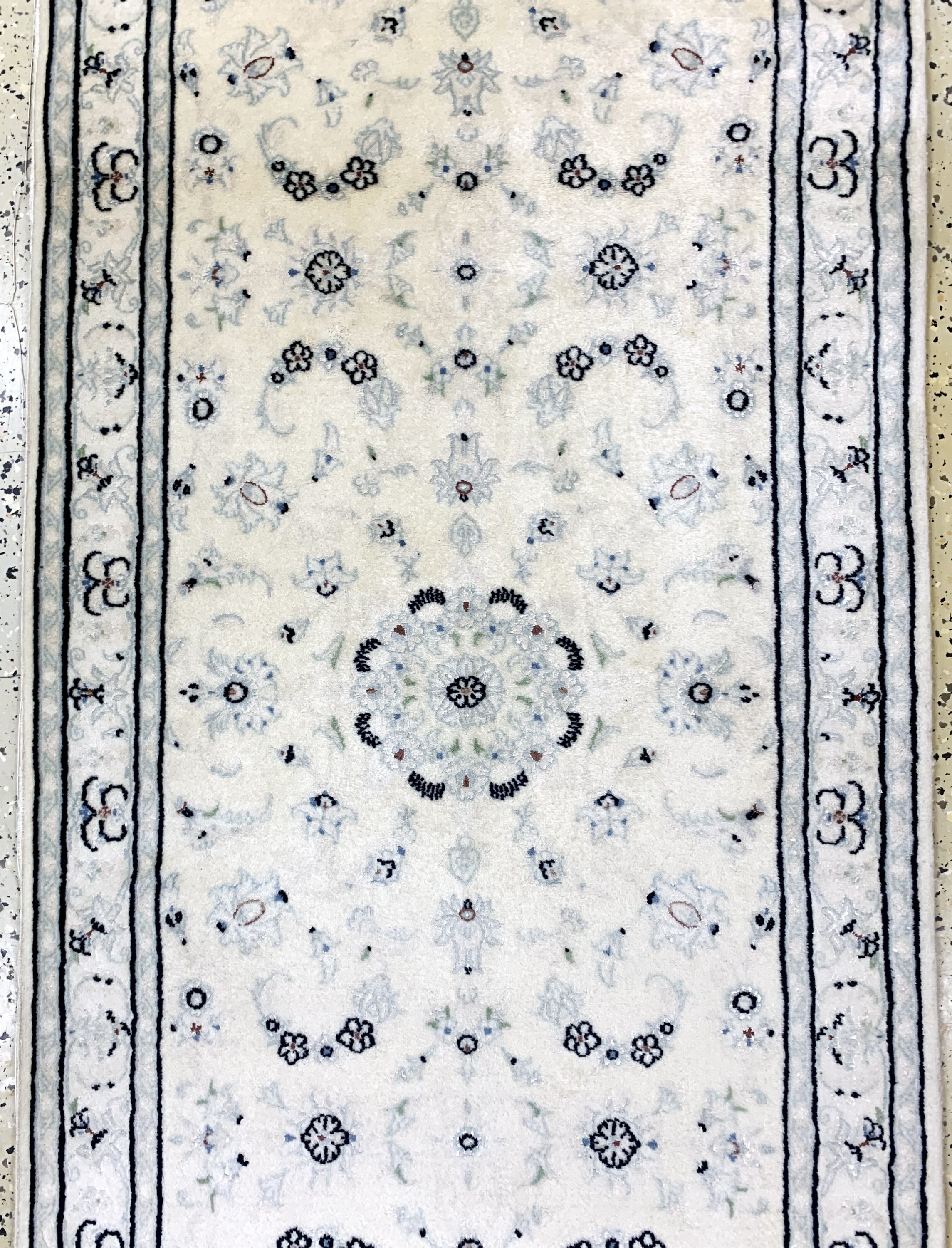 Detail b: Nain fein(9 La), Persien, Ende 20.Jhd, Korkwolle mit Seide, ca. 300 x 83 cm, EHZ: 2