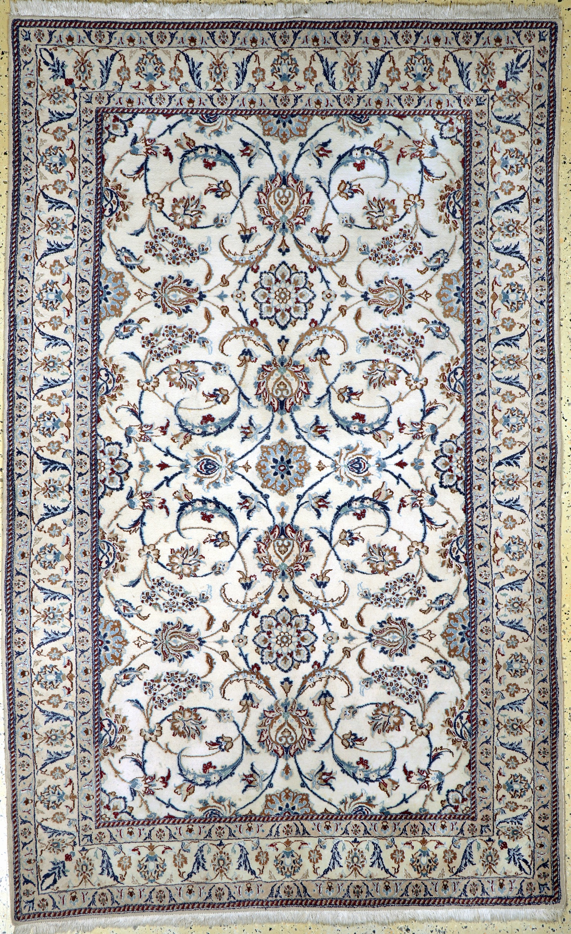 Nain fein(9 La), Persien, Ende 20.Jhd, Korkwolle mit Seide, ca. 250 x 160 cm, EHZ: 2