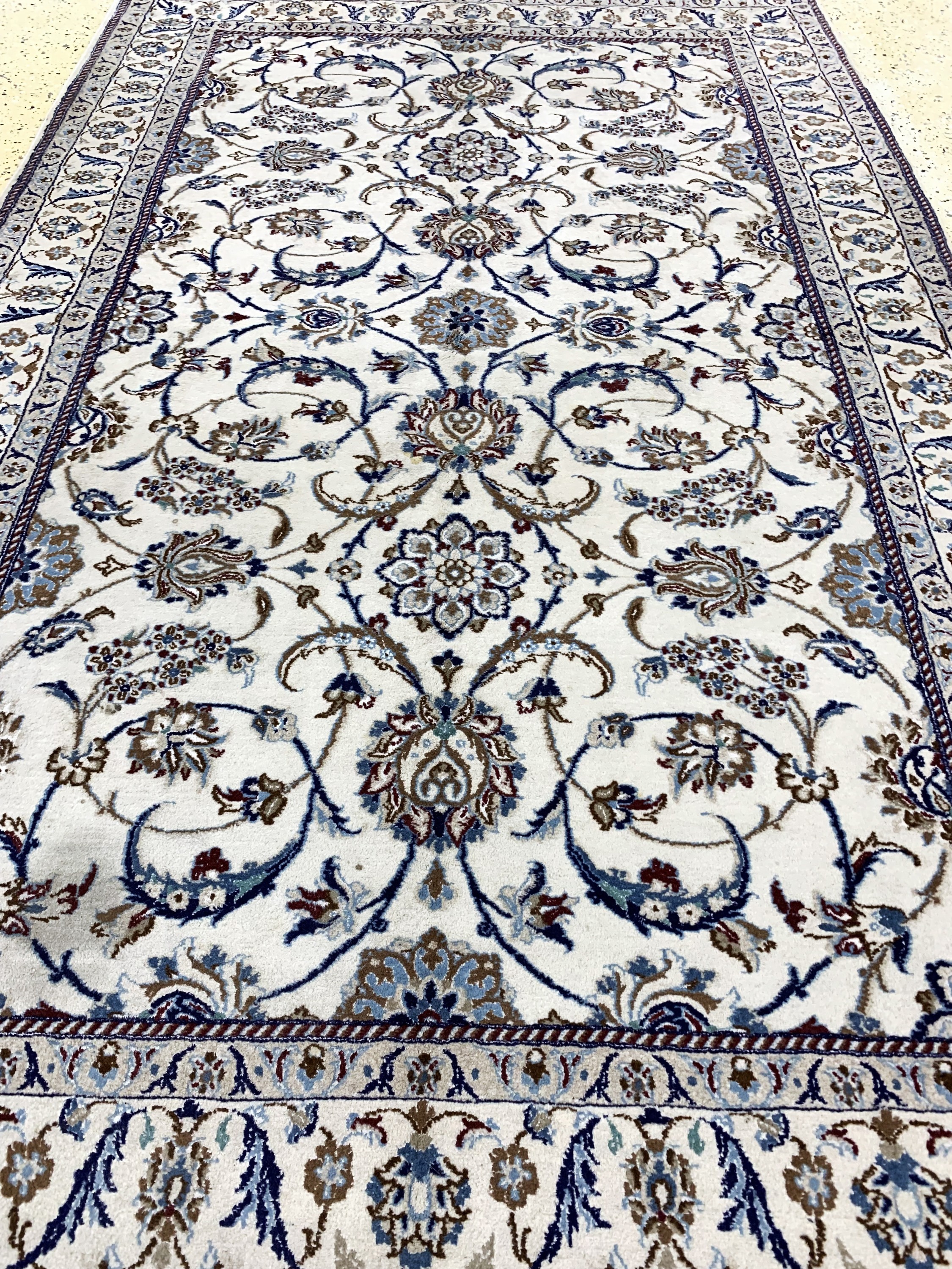 Detail f: Nain fein(9 La), Persien, Ende 20.Jhd, Korkwolle mit Seide, ca. 250 x 160 cm, EHZ: 2