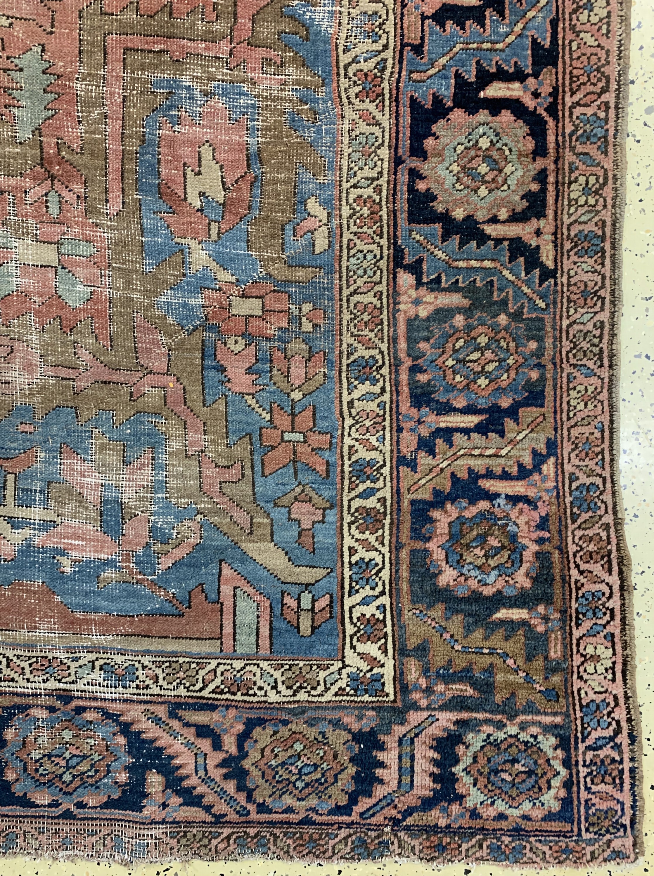 Detail a: Antiker Heriz, Persien, 19.Jhd, Wolle auf Baumwolle, ca. 360 x 255 cm, EHZ: 3-4