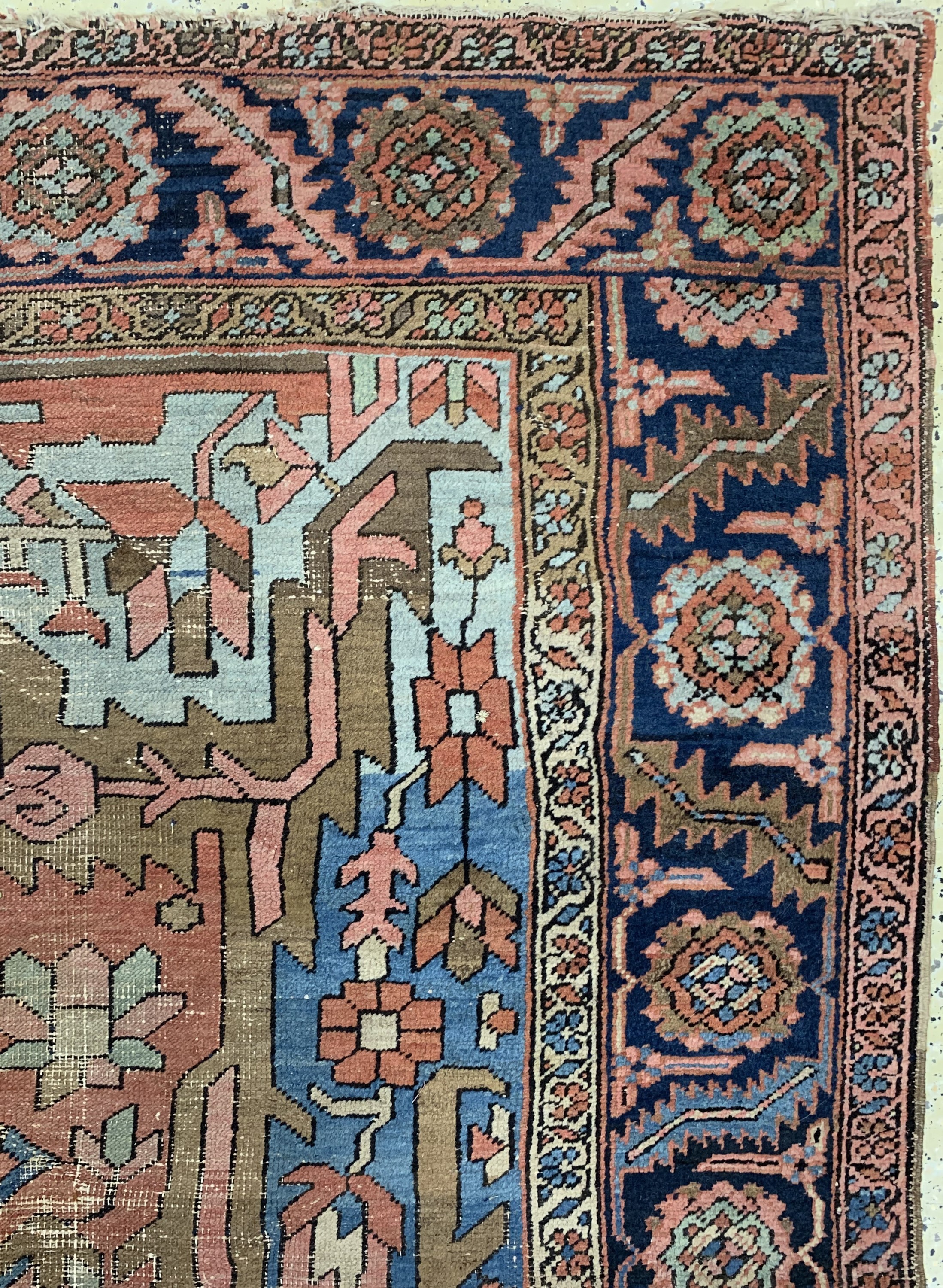 Detail e: Antiker Heriz, Persien, 19.Jhd, Wolle auf Baumwolle, ca. 360 x 255 cm, EHZ: 3-4