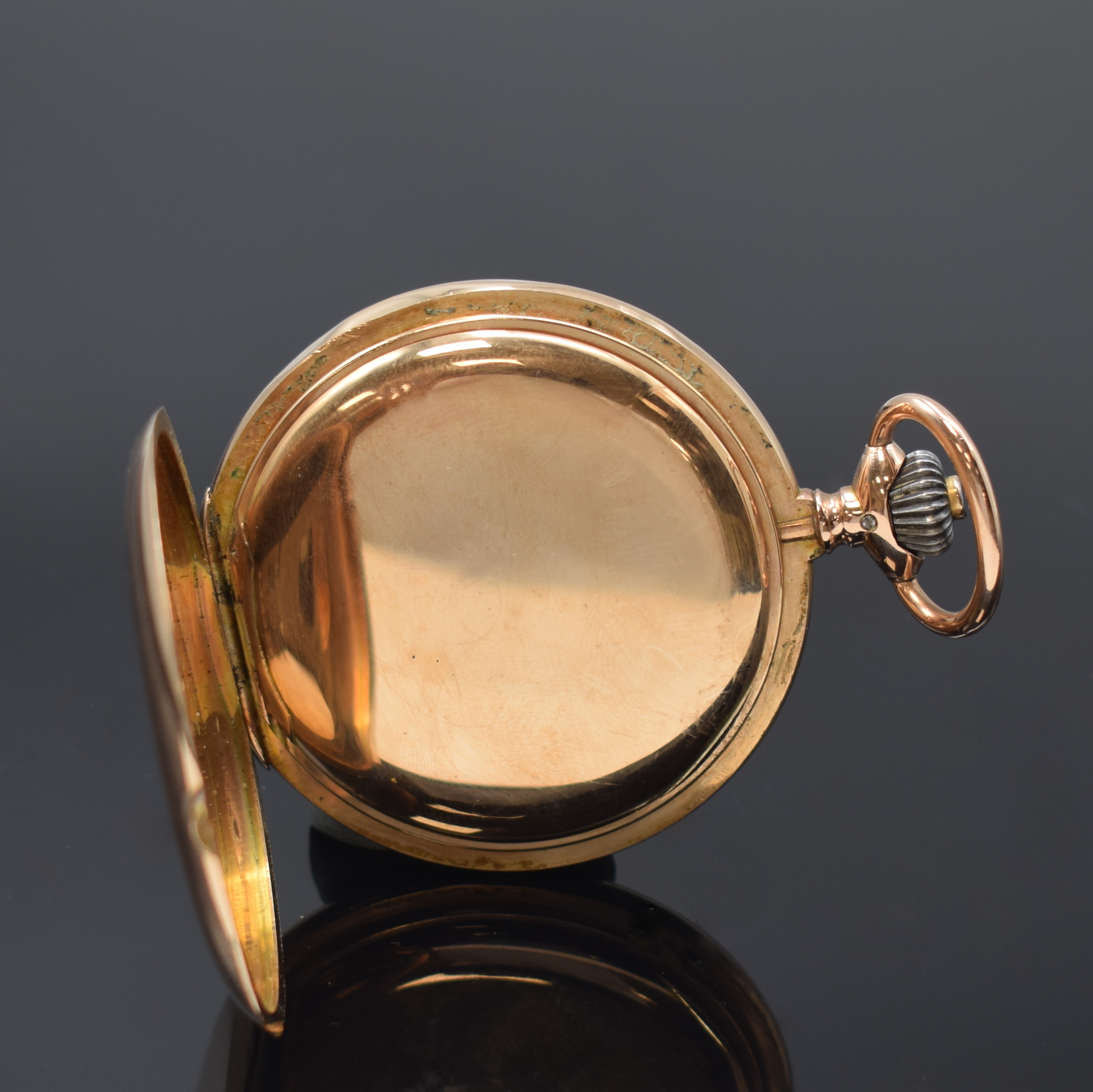 Detail e: IWC Savonette Herrentaschenuhr in RoseG 585/000, Schweiz um 1914, glattes 3 Deckel Goldgeh. dell., ?-Goutte-Schlösse, Sprungdeckel mit ...
