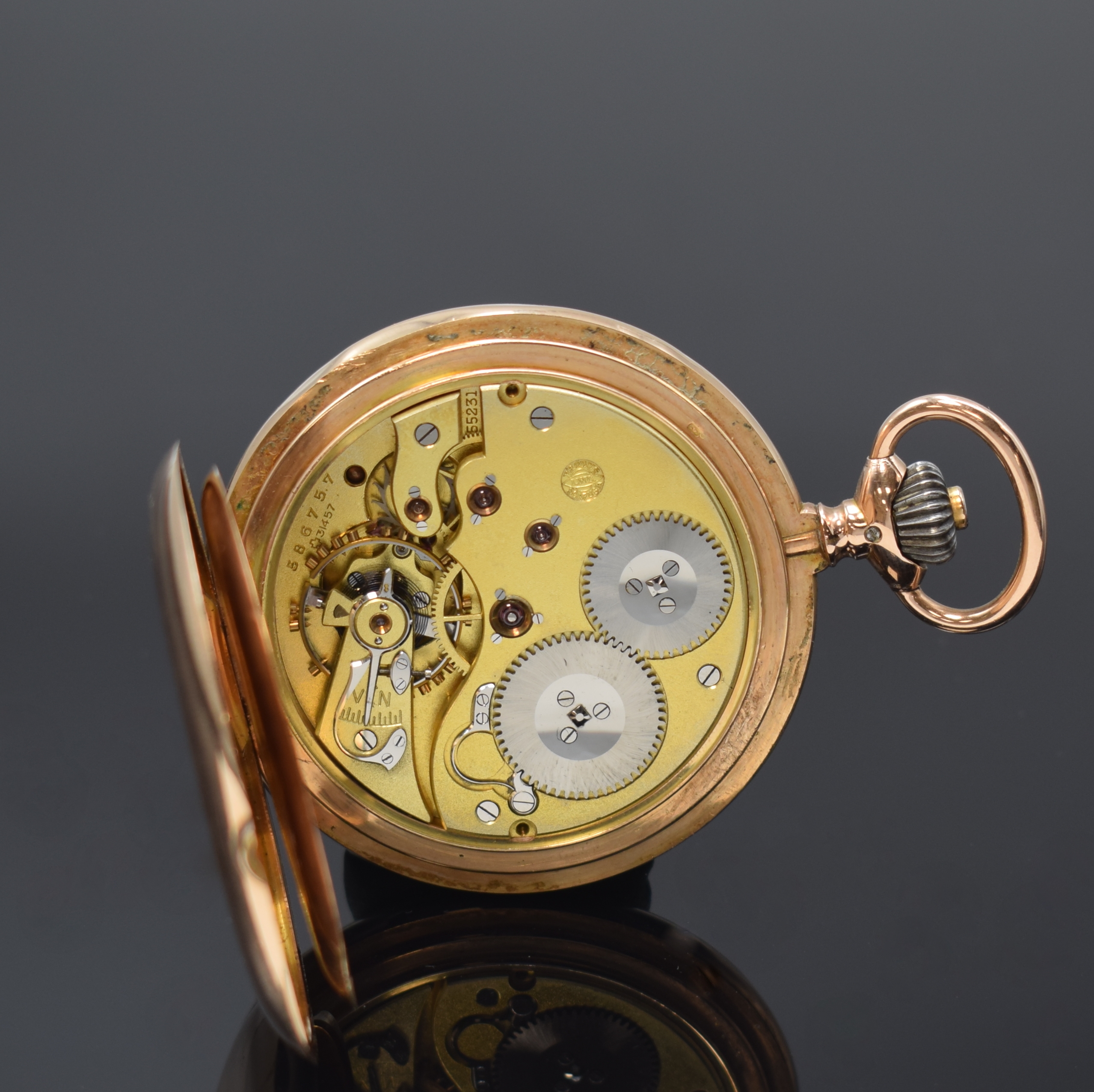 Detail g: IWC Savonette Herrentaschenuhr in RoseG 585/000, Schweiz um 1914, glattes 3 Deckel Goldgeh. dell., ?-Goutte-Schlösse, Sprungdeckel mit ...