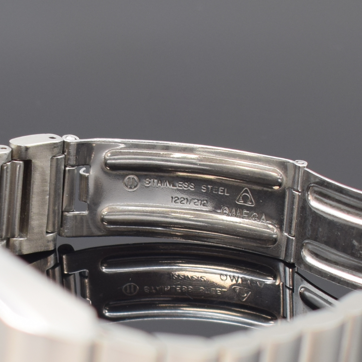 Detail c: OMEGA Herrenchronograph Speedmaster 125 Chronometer Referenz 3780801/1780002, Schweiz um 1973, Automatik, Edelstahl inkl. orig. Gliederband m. ...