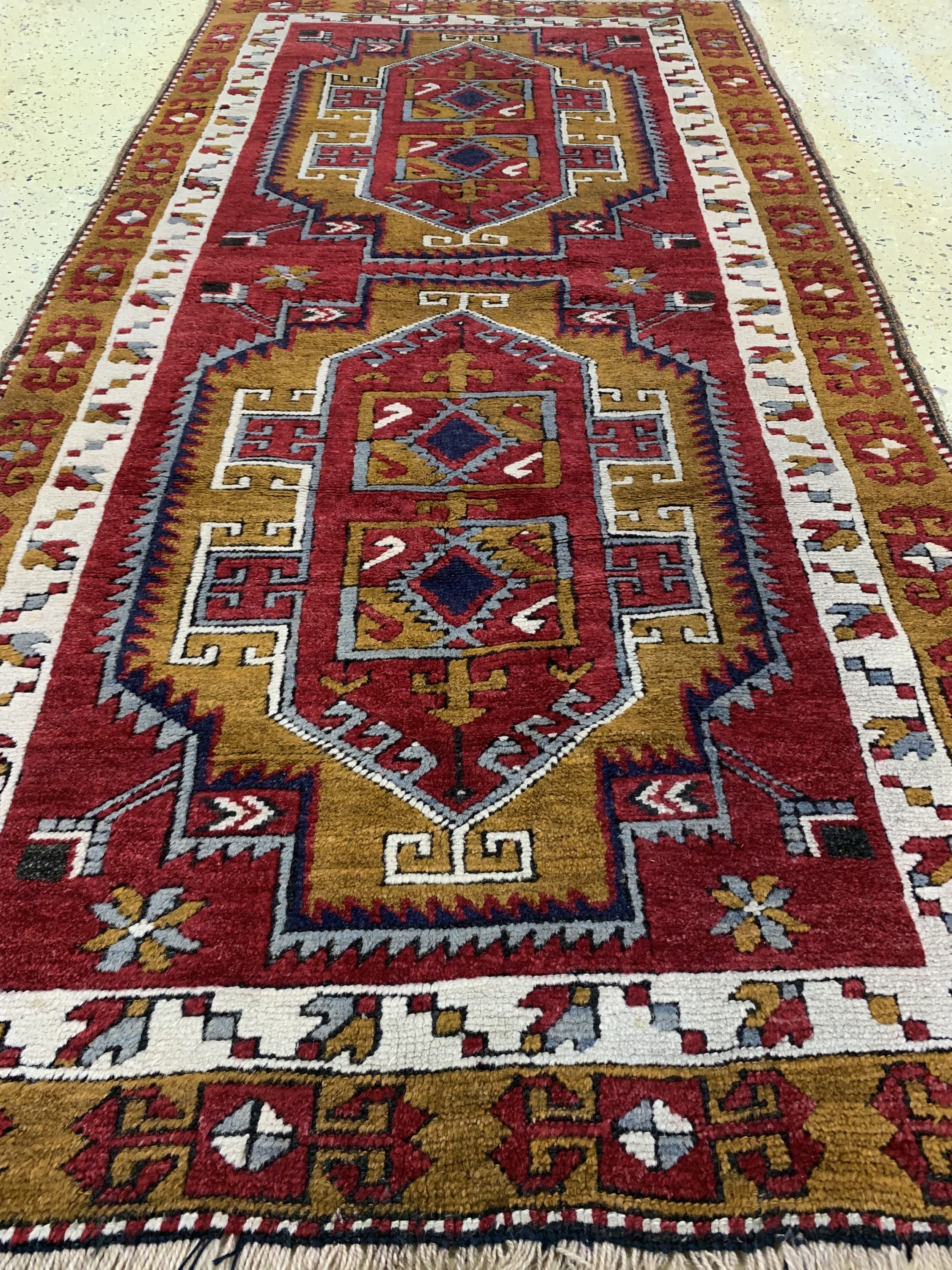 Detail c: Kurt alt, Türkei, Mitte 20.Jhd, Wolle auf Wolle, ca. 205 x 105 cm, EHZ: 2
