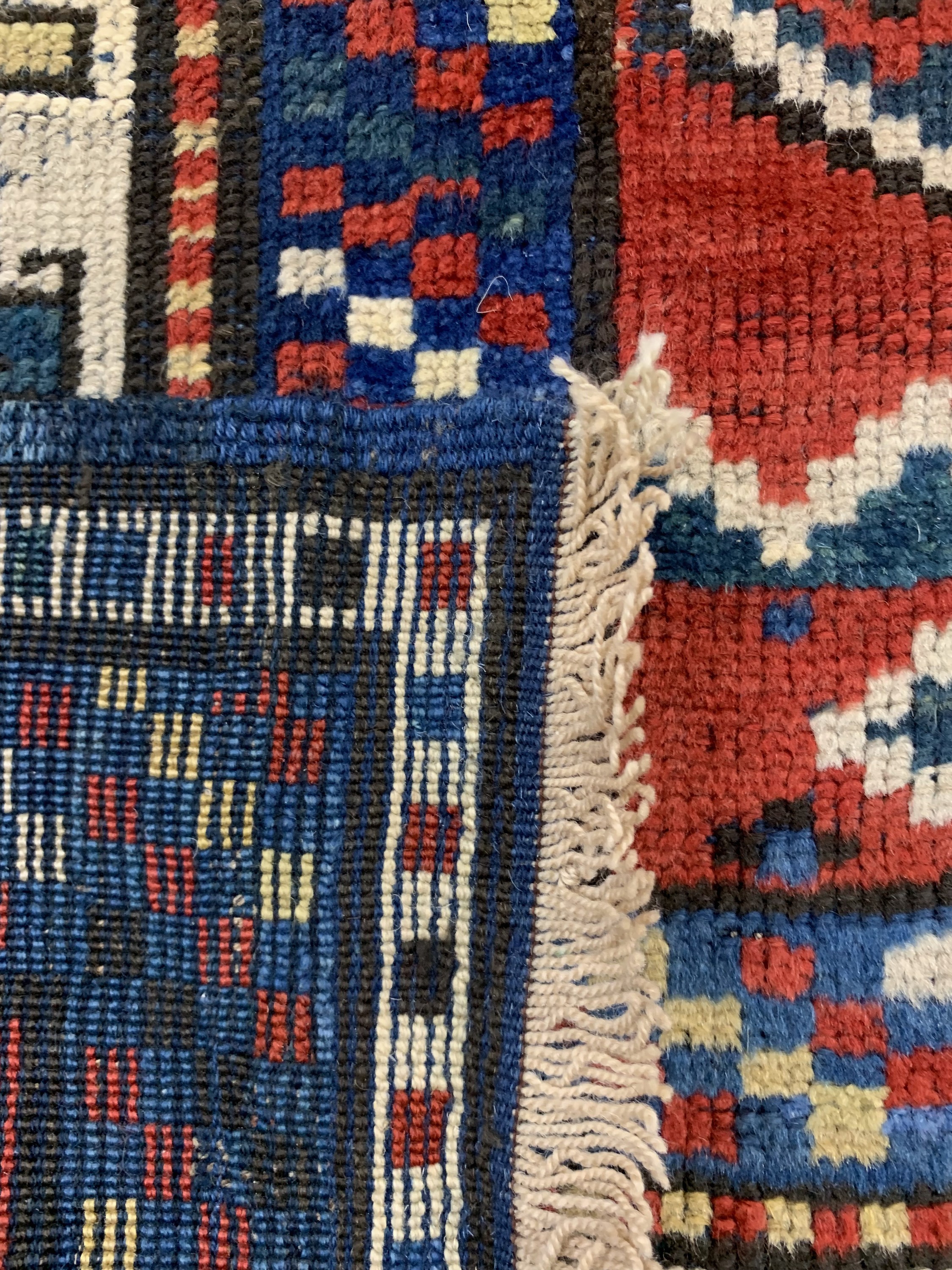 Detail f: Antiker Kazak, Kaukasus, um 1900, Wolle aufWolle, ca. 253 x 110 cm, EHZ: 3