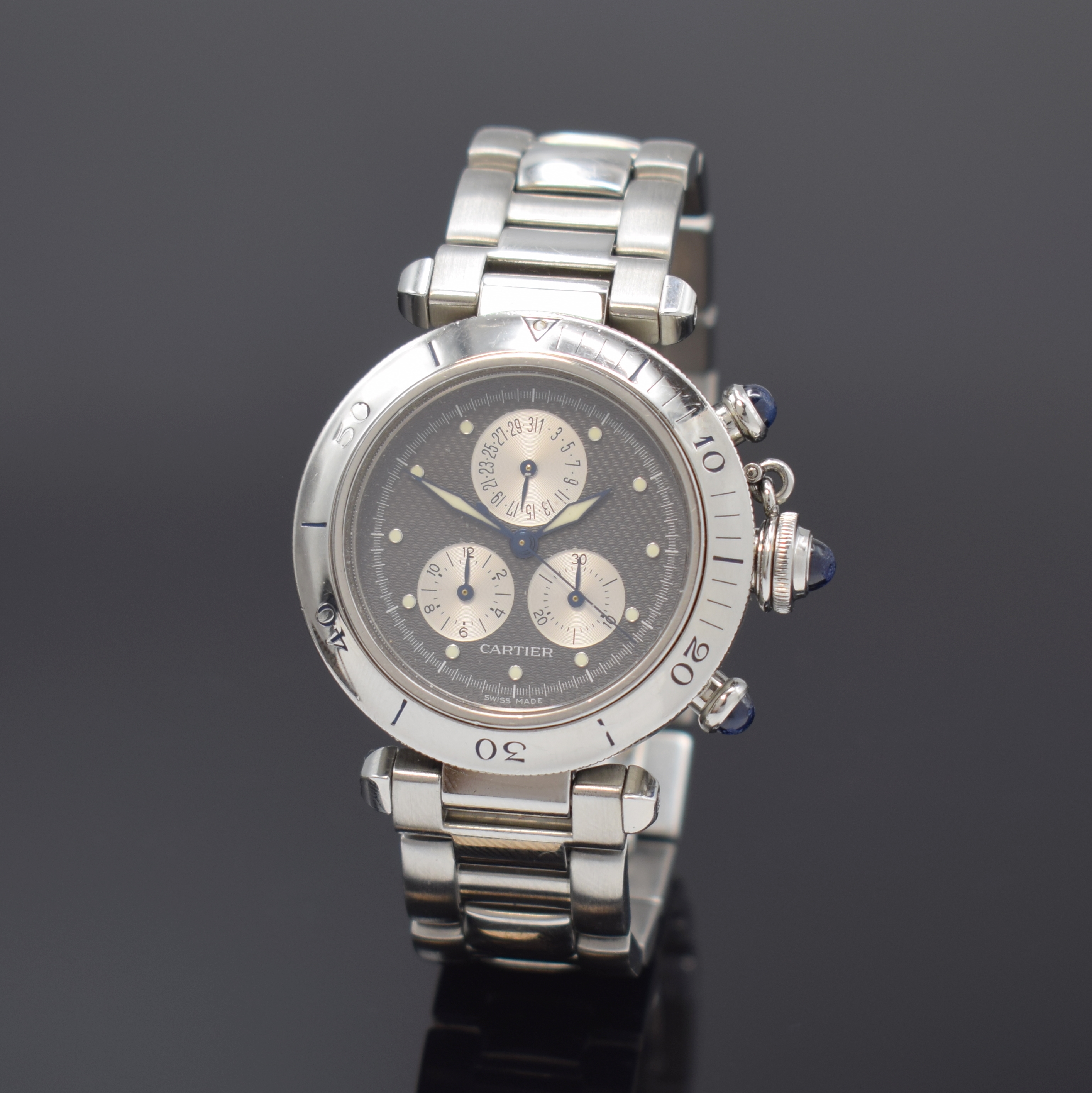 CARTIER Pasha Armbandchronograph Referenz 1352, Schweiz um 1999, Edelstahlgeh. inkl. Gliederband m. dopp. Faltschl., Boden 8-fach verschr., Krone ...