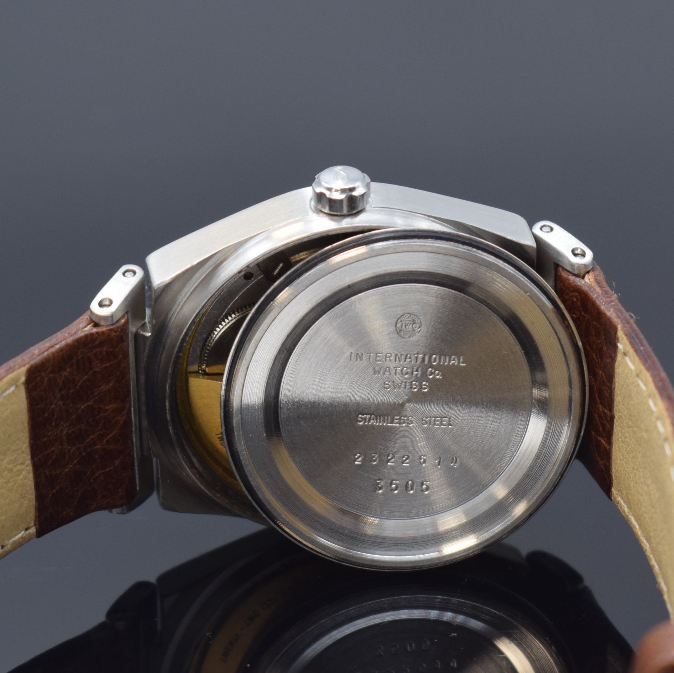 Detail f: IWC Ingenieur SL Herrenarmbanduhr in Stahl Referenz 3505, Schweiz 1980er Jahre, Automatik, satin. Geh., Boden und Krone verschr., verg. ...