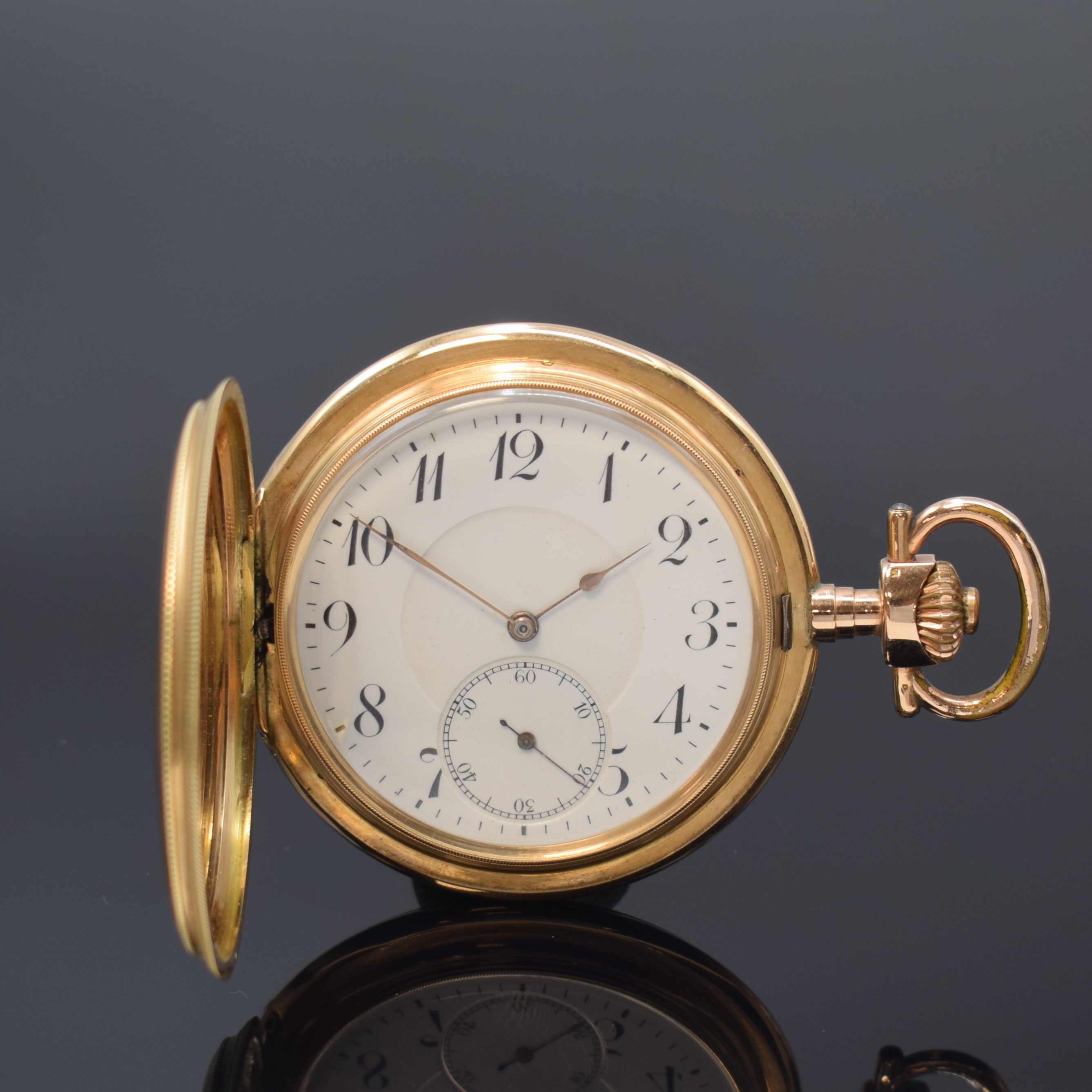 TAVANNES Savonette Herrensavonette in GG 585/000, Schweiz um 1910, guill. 3-Deckel Goldgeh., Sprungdeckel mit freiem Monogrammspiegel, Emailzifferbl. ...