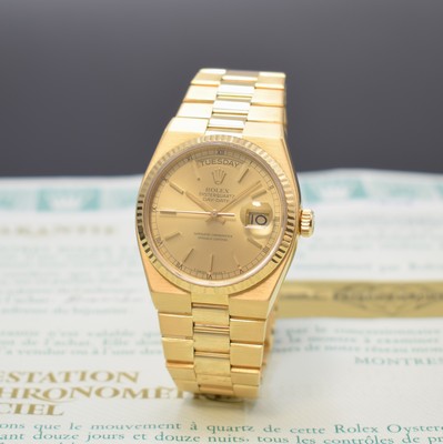 Image ROLEX gents wristwatch Oysterquartz Day-Date reference 19018, superlative chronometer ...