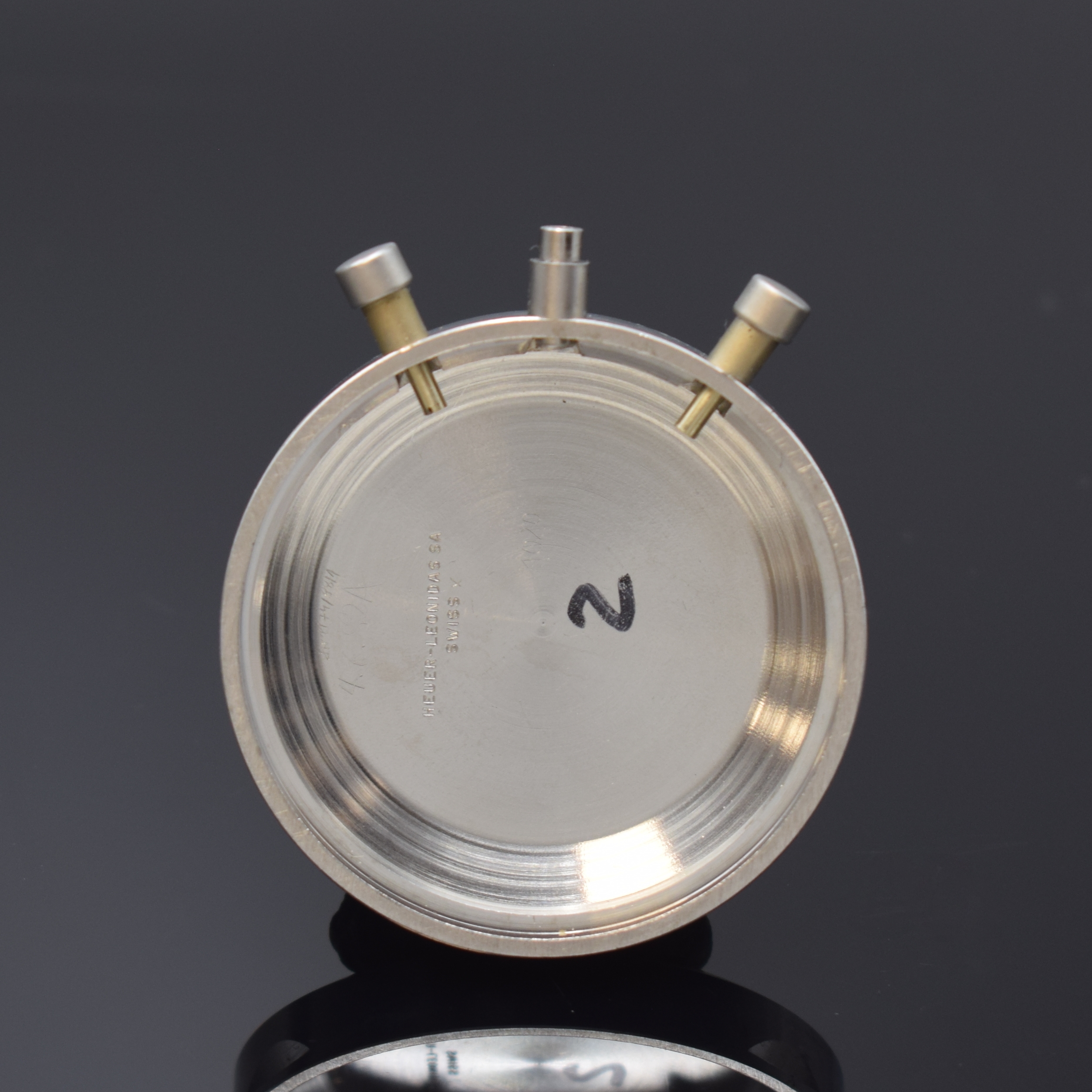 Detail e: HEUER Flyback-Schaltradchronograph der BUNDESWEHR Versorgungs-Nr. 6645-12-146-3774 / 6645-12-340-9456 Referenz 1550 SG, Schweiz um 1968, Handaufzug, ...