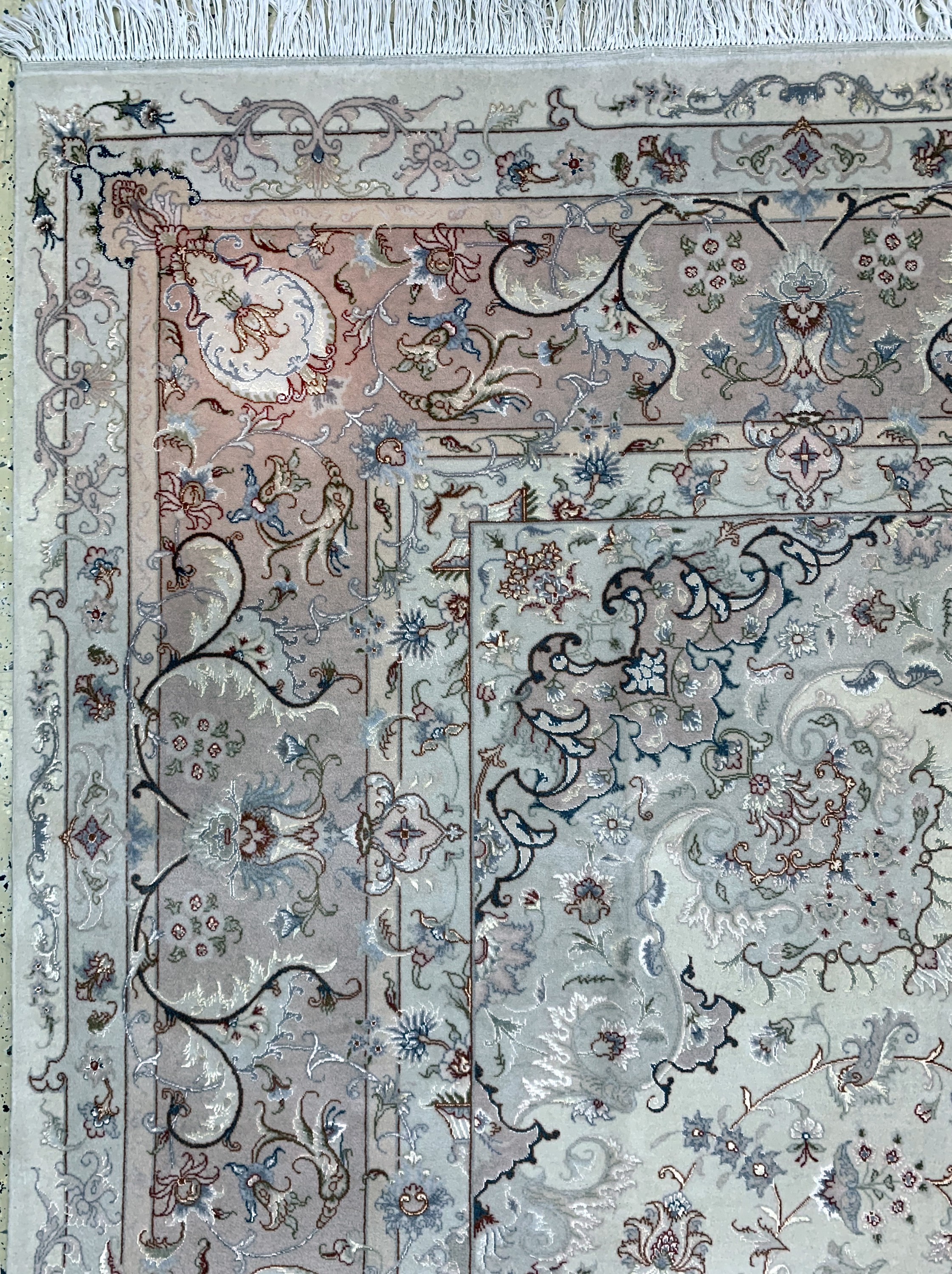 Detail d: Täbriz fein(50 Raj), Persien, Ende 20.Jhd, Korkwolle mit Seide, ca. 404 x 300 cm, ca. 500.000 Kn/qm, EHZ: 2