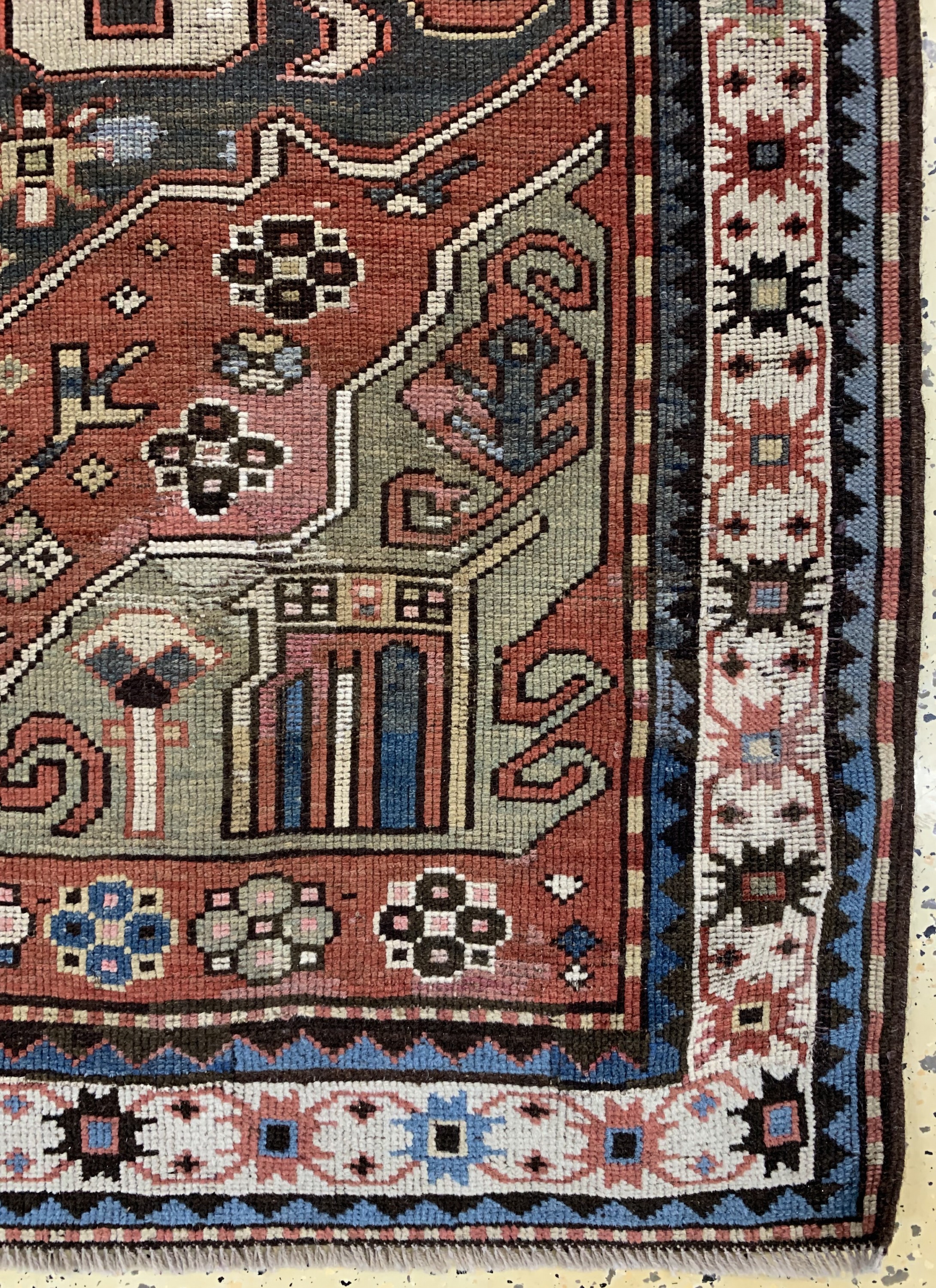 Detail a: "Ein Medallion-Wolkenband", Kazak, Kaukasus, 19.Jhd, Wolle auf Wolle, ca. 173 x 110 cm, EHZ: 2-3, (grossflächig restauriert)