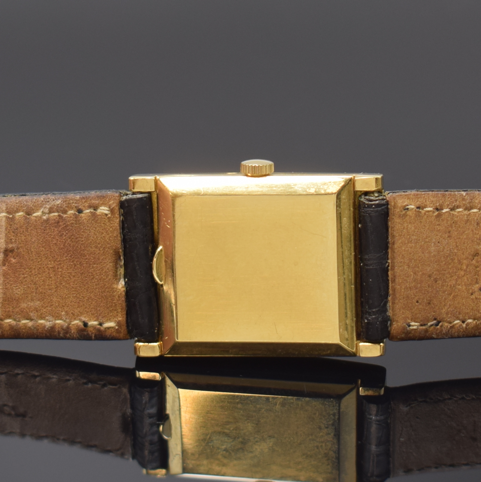 Detail c: CORUM Damenarmbanduhr in GG 750/000 Referenz 8003, Schweiz um 1970, Handaufzug, 2-tlg. Geh., Boden aufgedr., verd. Bandanst., schwarzes Zifferbl. m. ...