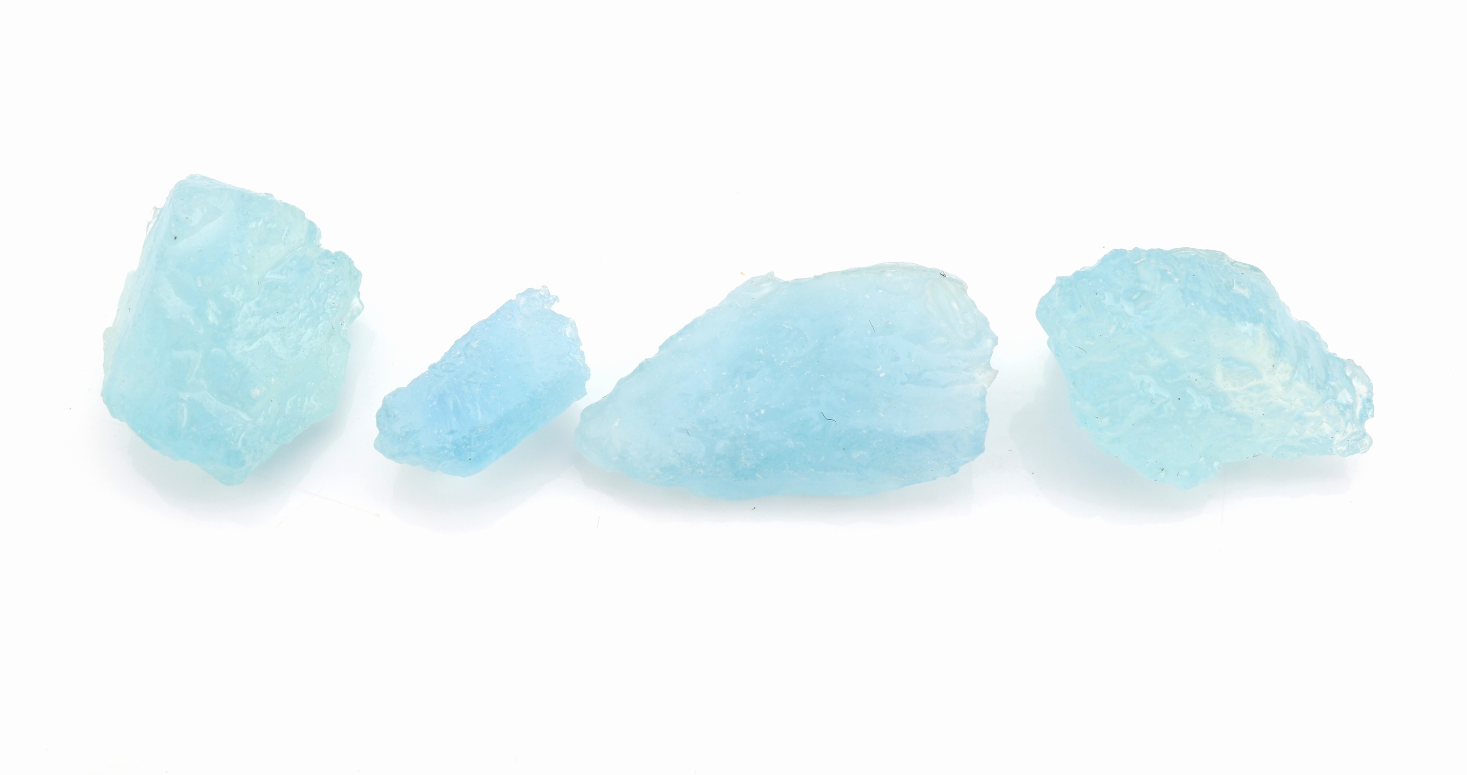 Detail a: Lot lose Aquamarin-Rohsteine, zus. 750.00 ct, versch. Größen, Formen und Farbnuancen