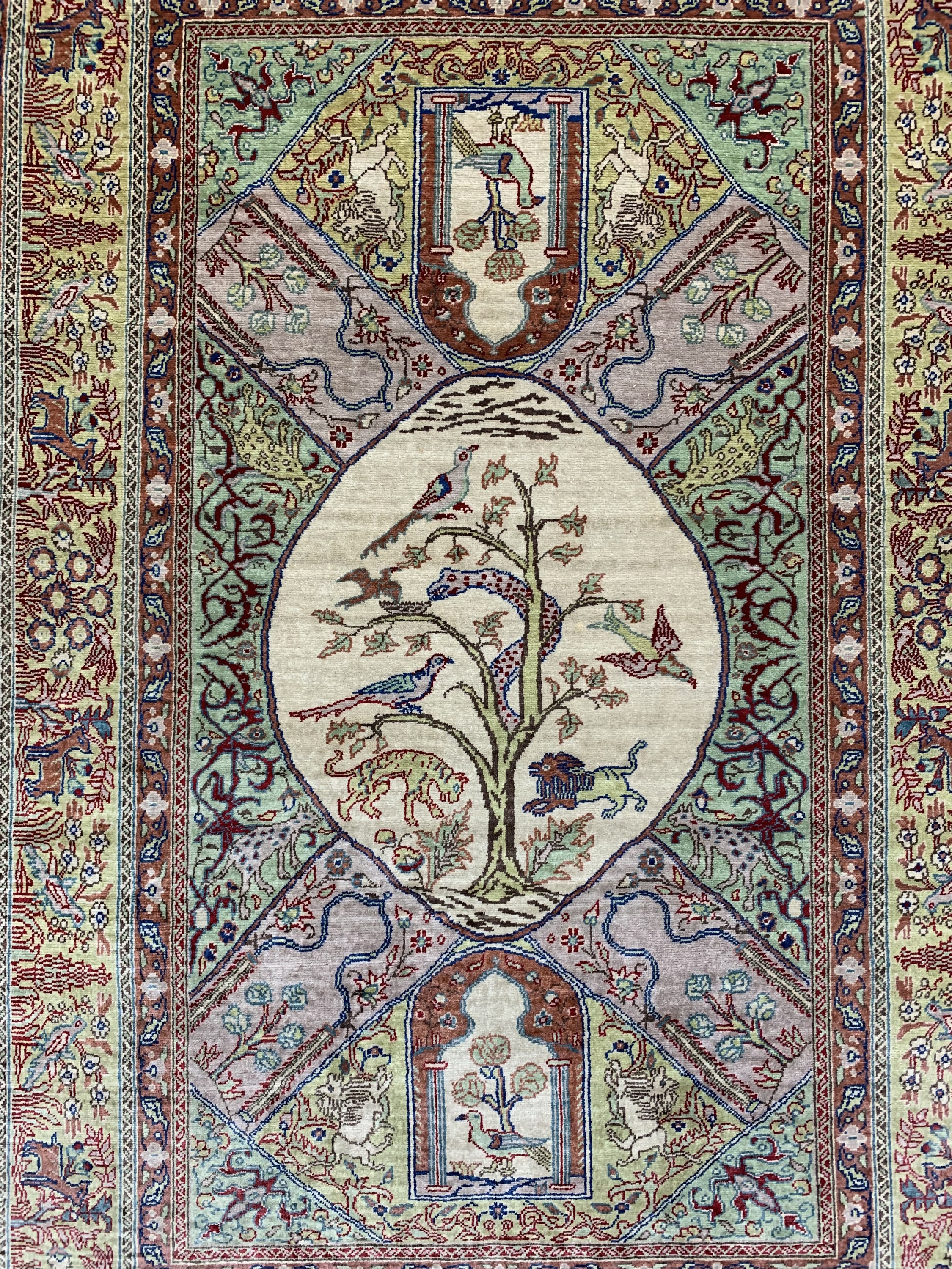 Detail c: Seiden Kayseri fein, Türkei, Mitte 20.Jhd, reine Naturseide, ca. 153 x 103 cm, EHZ: 2