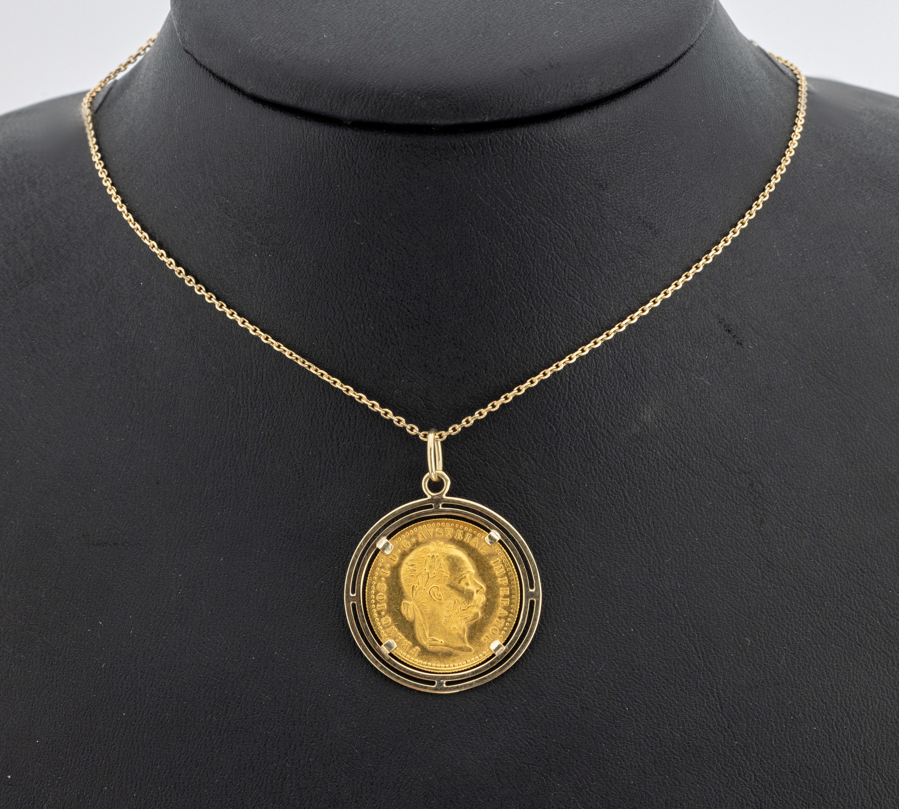 14 kt Gold Münz-Anhänger, GG 585/000, lose gefasste Goldmünze, 1 Dukat, Österreich -Ungarn, 1915 offizielle Nachprägung, schlichte Rahmung, an ...