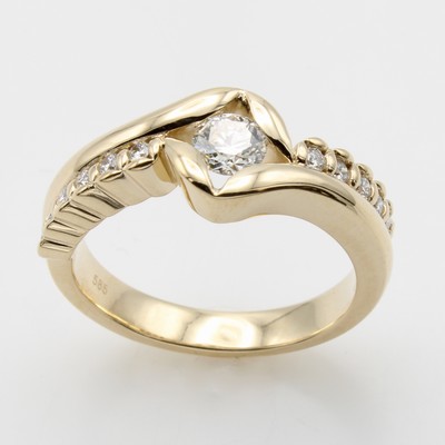 Image Ring mit Brillanten, GG 585/000, Mittelstein und 13 Besatzbrill. zus. ca. 0.55 ct ...