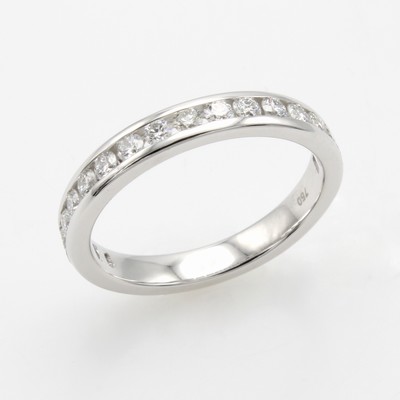 Image Ring mit Brillanten, WG 750/000, 17 Brill. zus. ca. 0.50 ct Weiß/si, RW ca. 52 ...