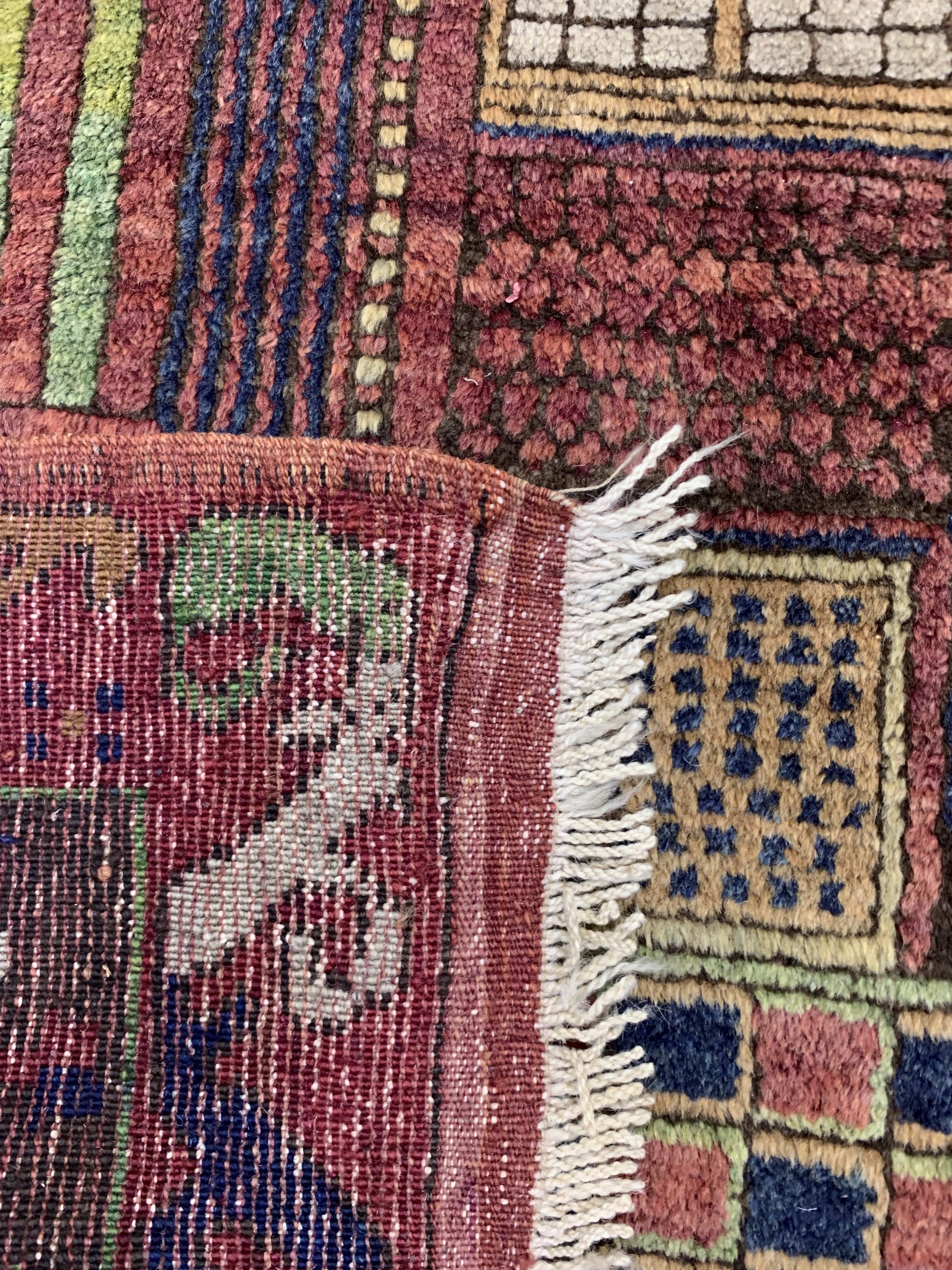 Detail e: Karapinar alt, Türkei, Anfang 20.Jhd, Wolleauf Wolle, ca. 210 x 150 cm, EHZ: 2