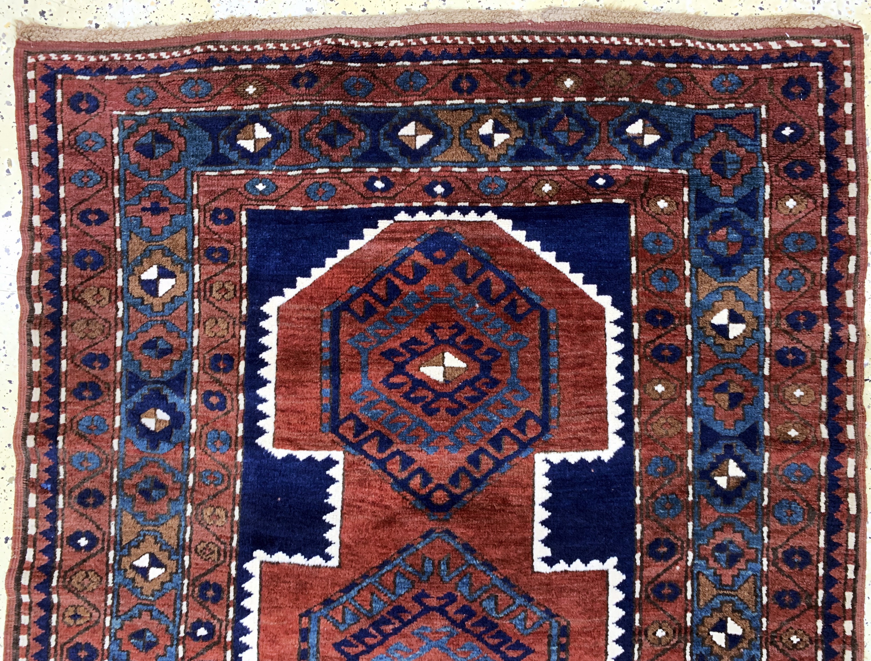 Detail a: Kazak alt, Kaukasus, Anfang 20.Jhd, Wolle auf Wolle, ca. 250 x 123 cm, EHZ: 2