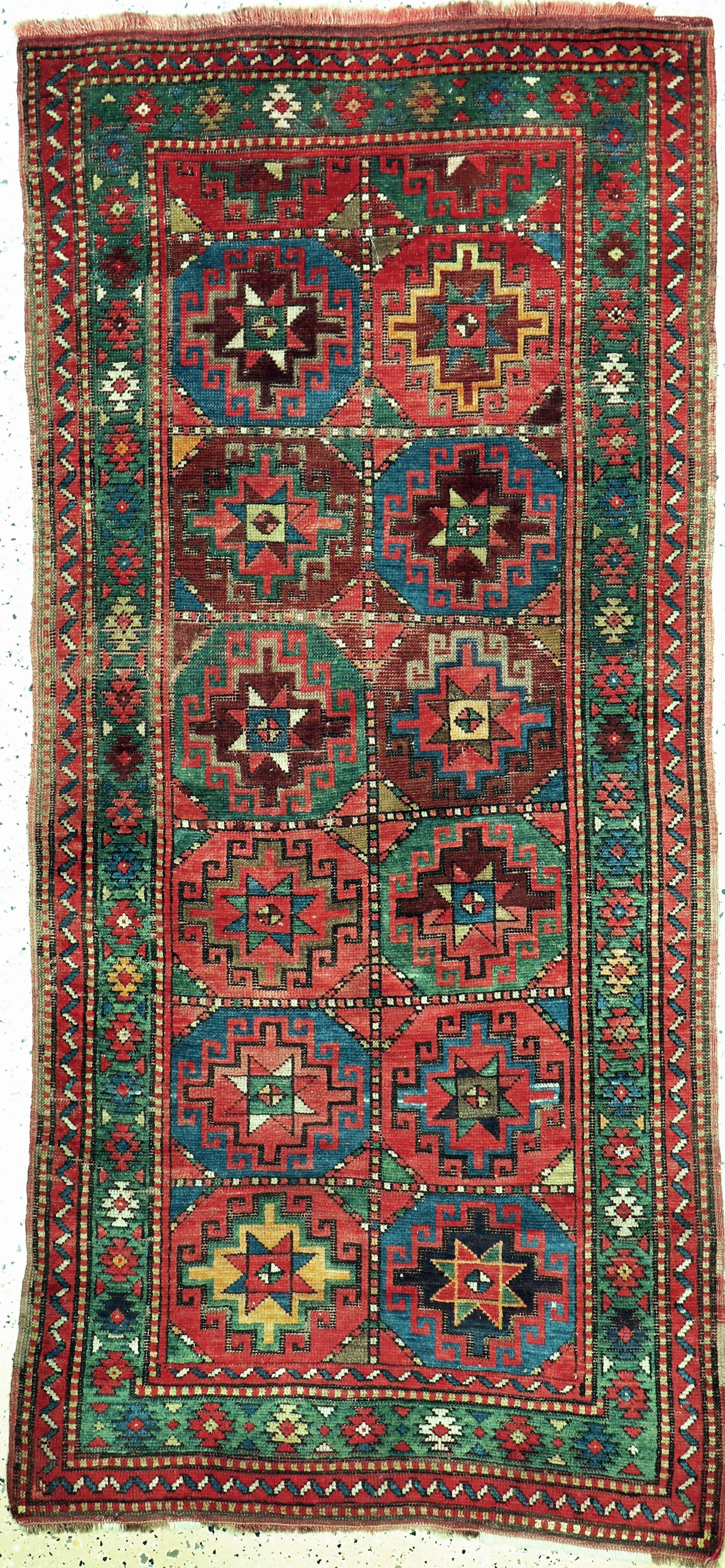Kazak alt, Kaukasus, Anfang 20.Jhd, Wolle auf Wolle, ca. 220 x 104 cm, EHZ: 2-3