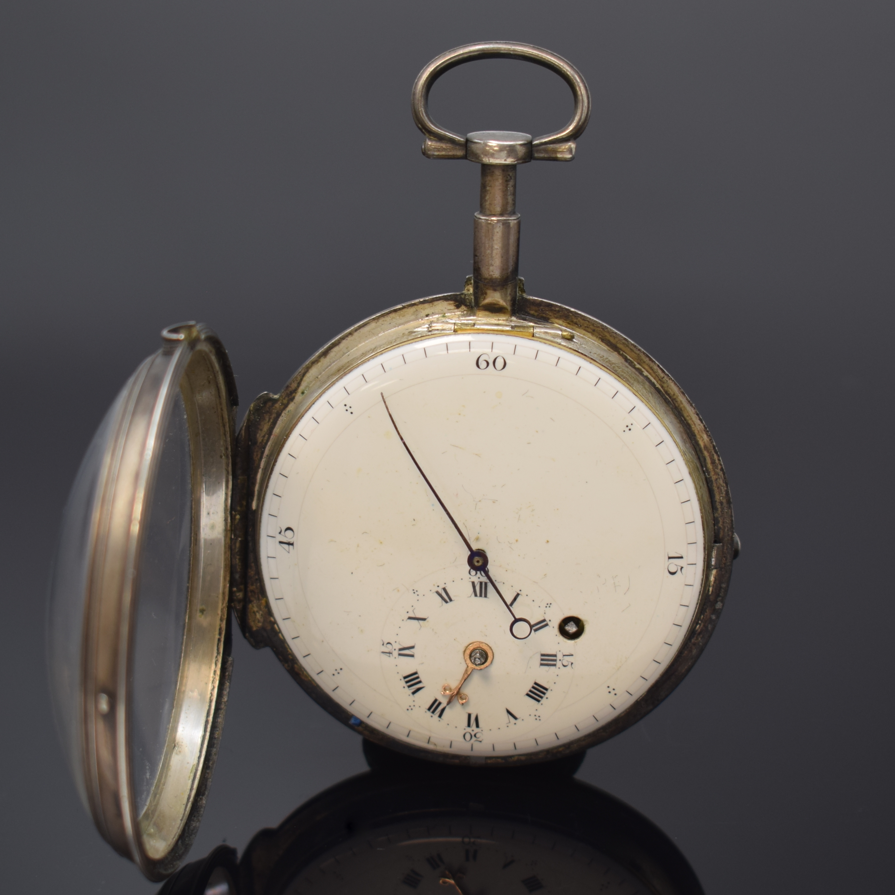 Detail b: Spindeltaschenuhr mit Zentralsekunde im Silbergehäuse, Schweiz um 1790, Schlüsselaufzug, glattes Geh. m. grossem Aussenscharnier, rücks. ...