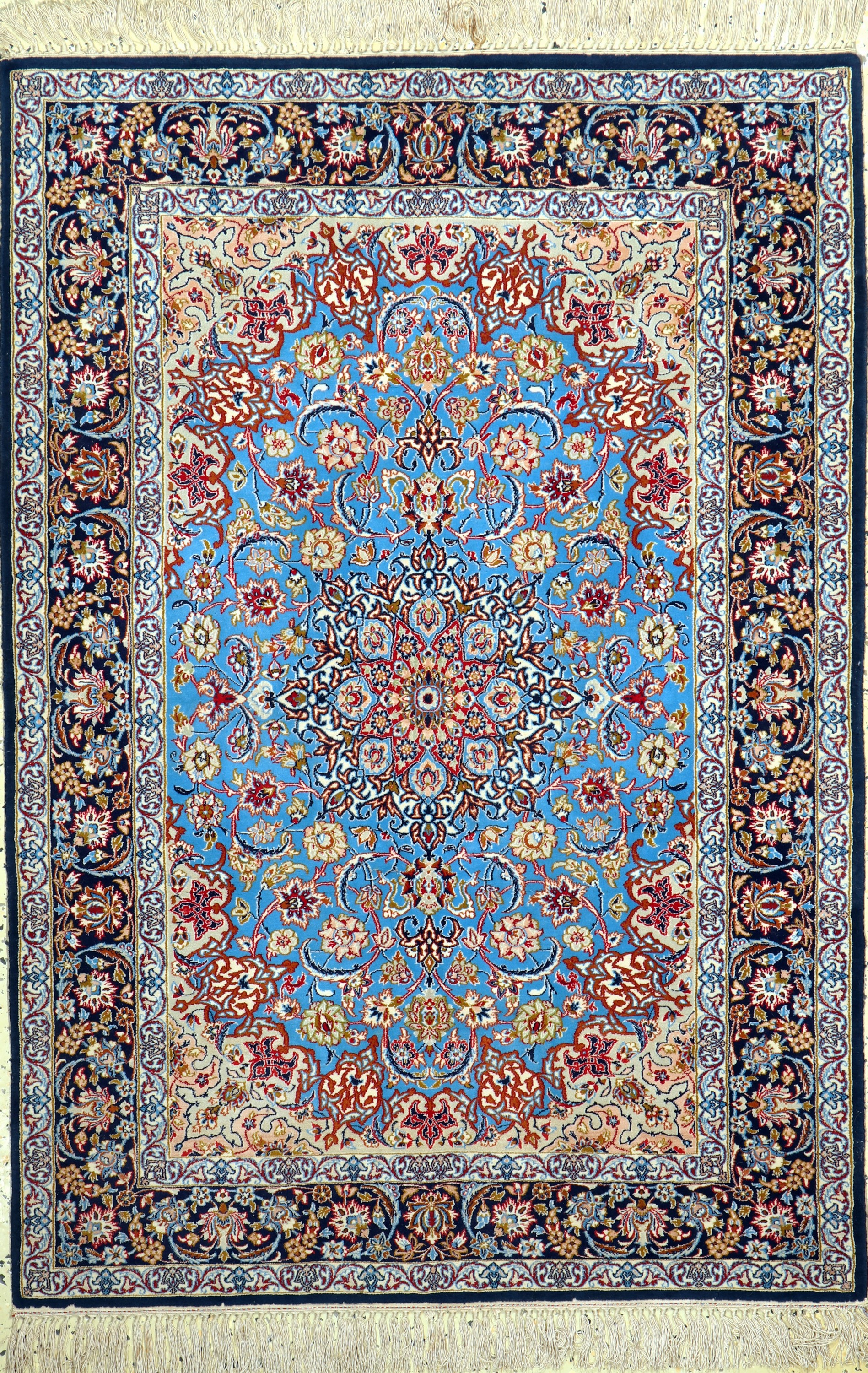 Esfahan fein, Persien, Mitte 20.Jhd, Korkwolle auf Seide, ca. 155 x 108 cm, EHZ: 2