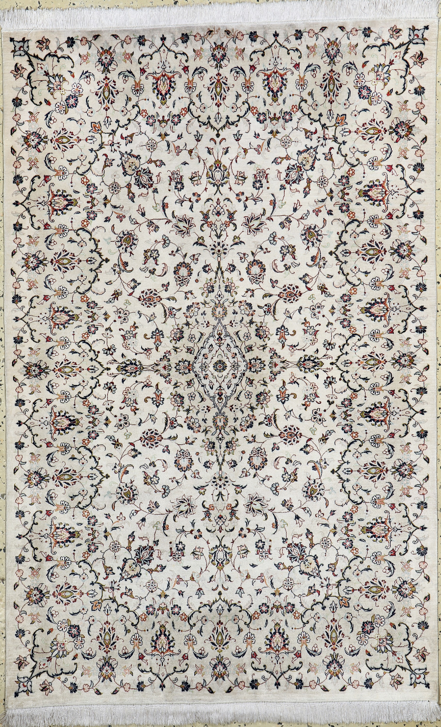 Keschan Seide fein, Persien, Ende 20.Jhd, reine Naturseide, ca. 152 x 98 cm, EHZ: 1-2