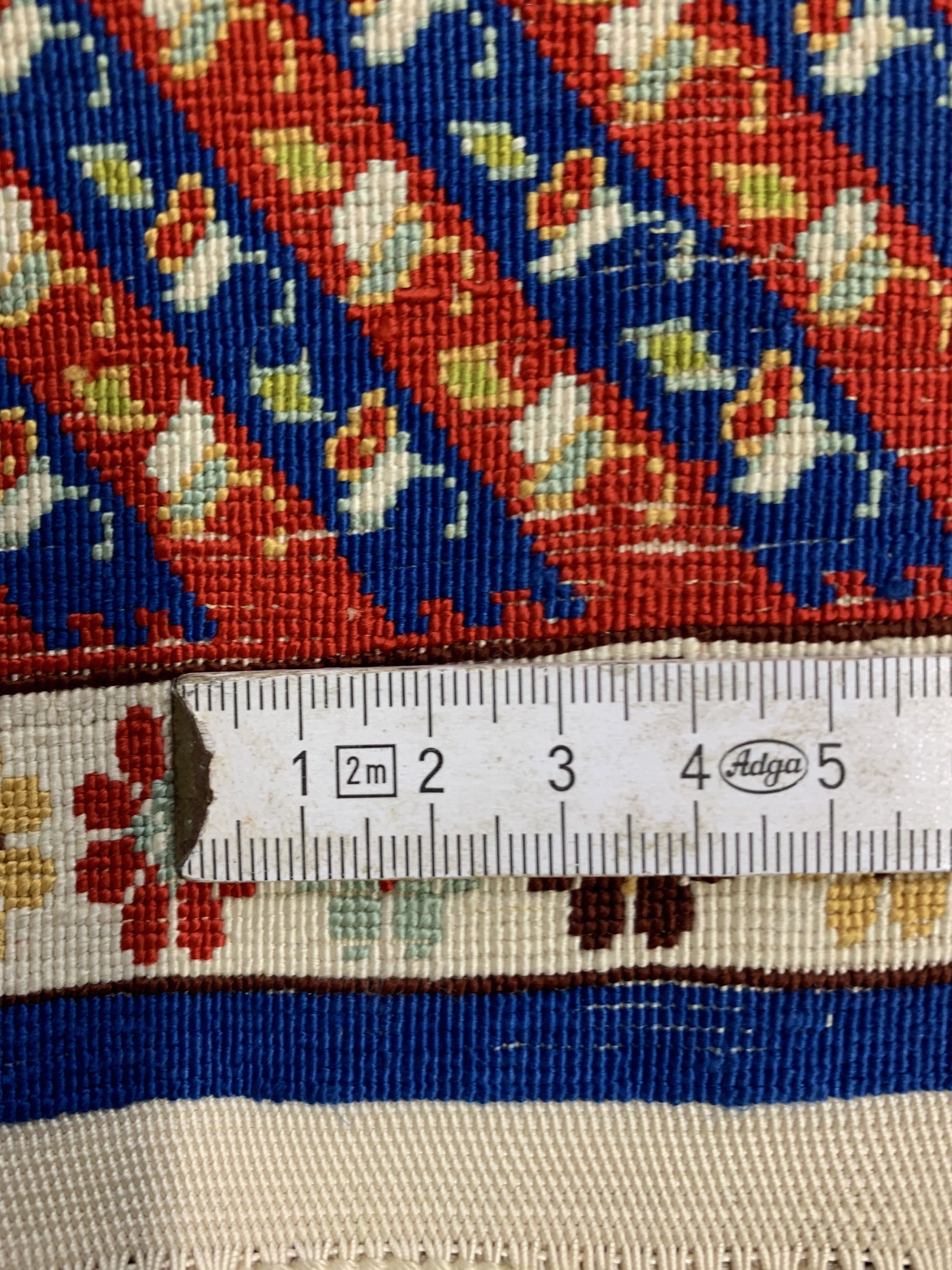 Detail f: Hereke Seide signiert, Türkei, Mitte 20.Jhd, reine Naturseide, ca. 94 x 64 cm, ca. 1,0 Mio. Kn/qm, EHZ: 1-2