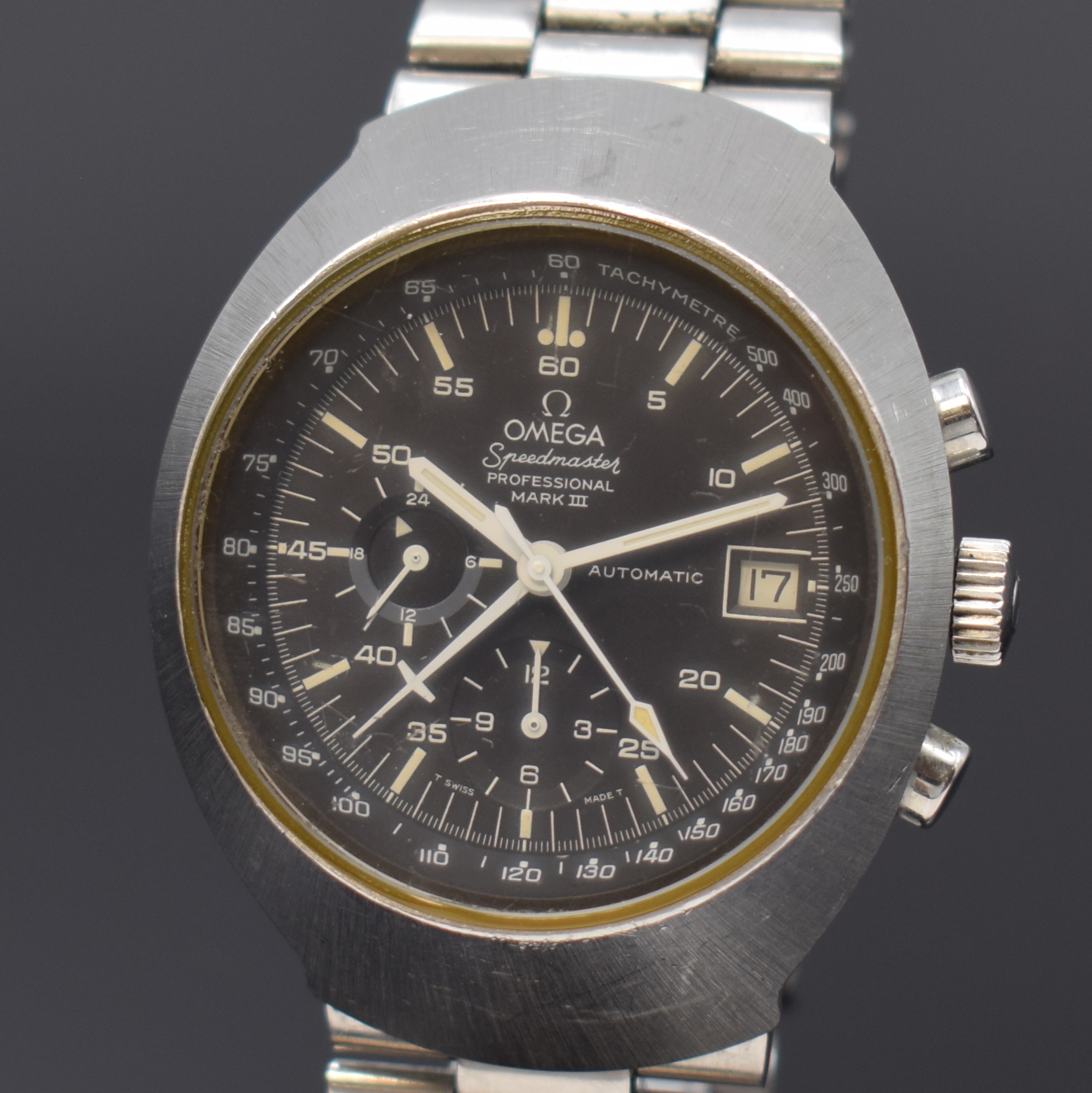 Detail a: OMEGA Speedmaster Professional Mark III Armbandchronograph Referenz 176.002, Schweiz um 1972, Automatik, massives Edelstahlgeh., verschr. Boden m. ...