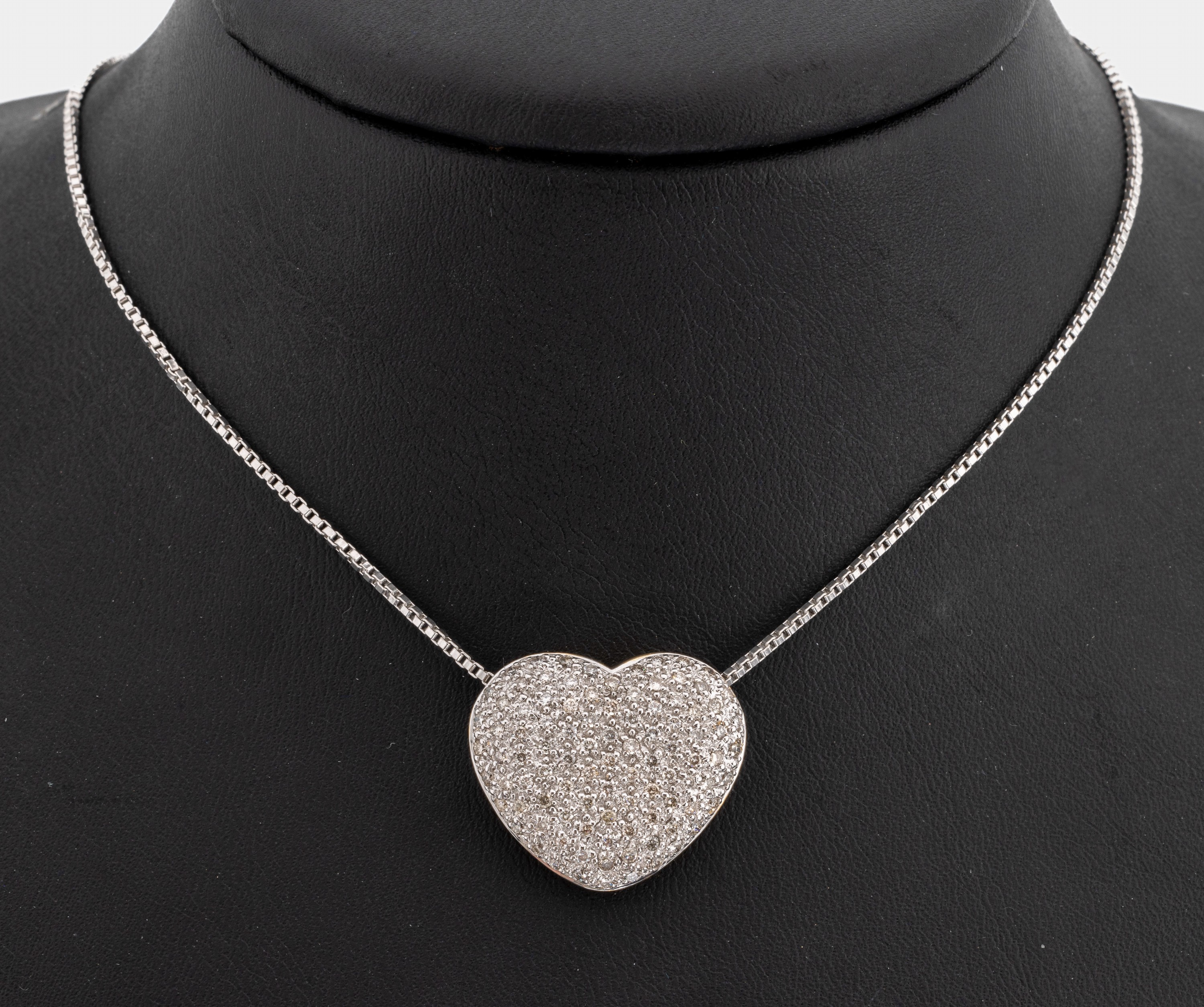 14 kt Gold Brillant-Herzanhänger, WG/GG 585/000, ausgefasst mit Brillanten zus. ca. 2.50 ct Weiß/si, an Kette, WG 585/000, L. ca. 48 cm, ...