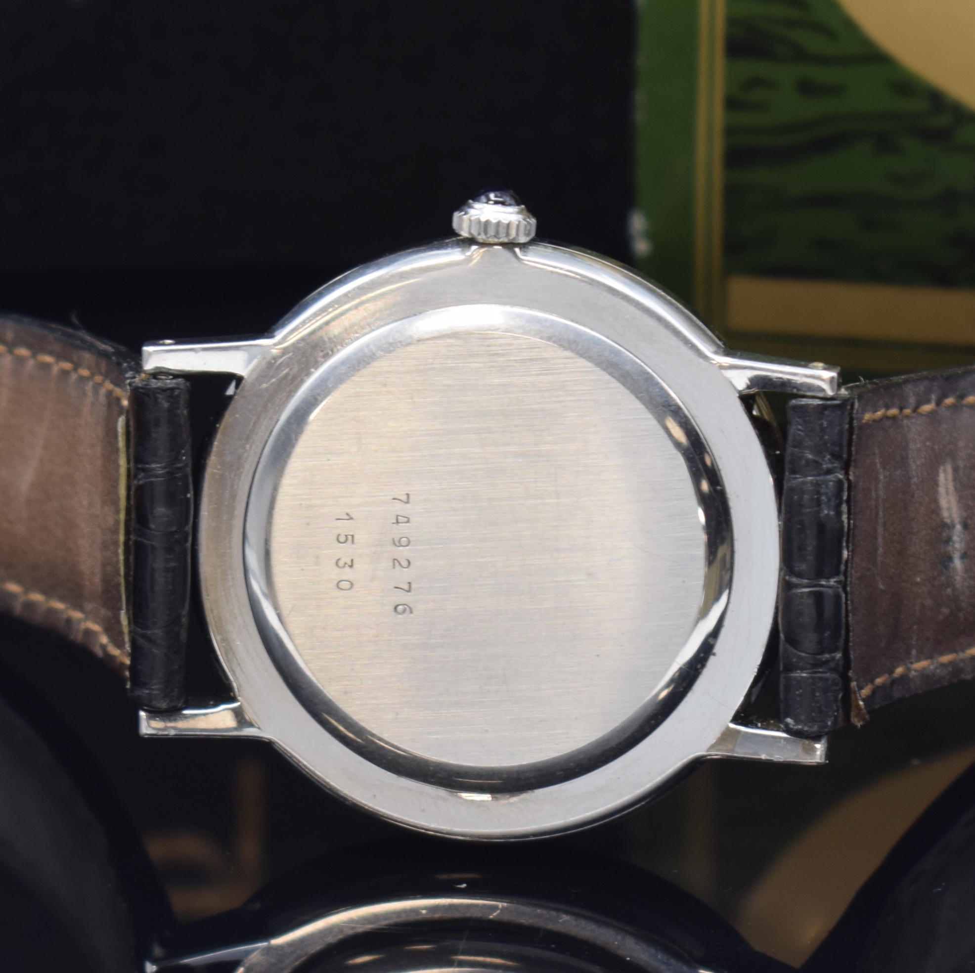 Detail c: BAUME & MERCIER Armbanduhr in Stahl Referenz 1530, Schweiz um 1977, Handaufzug, Boden aufgedr., Schmuckkrone, silb. Zifferbl. m. silb. Std.-Ind. u. ...