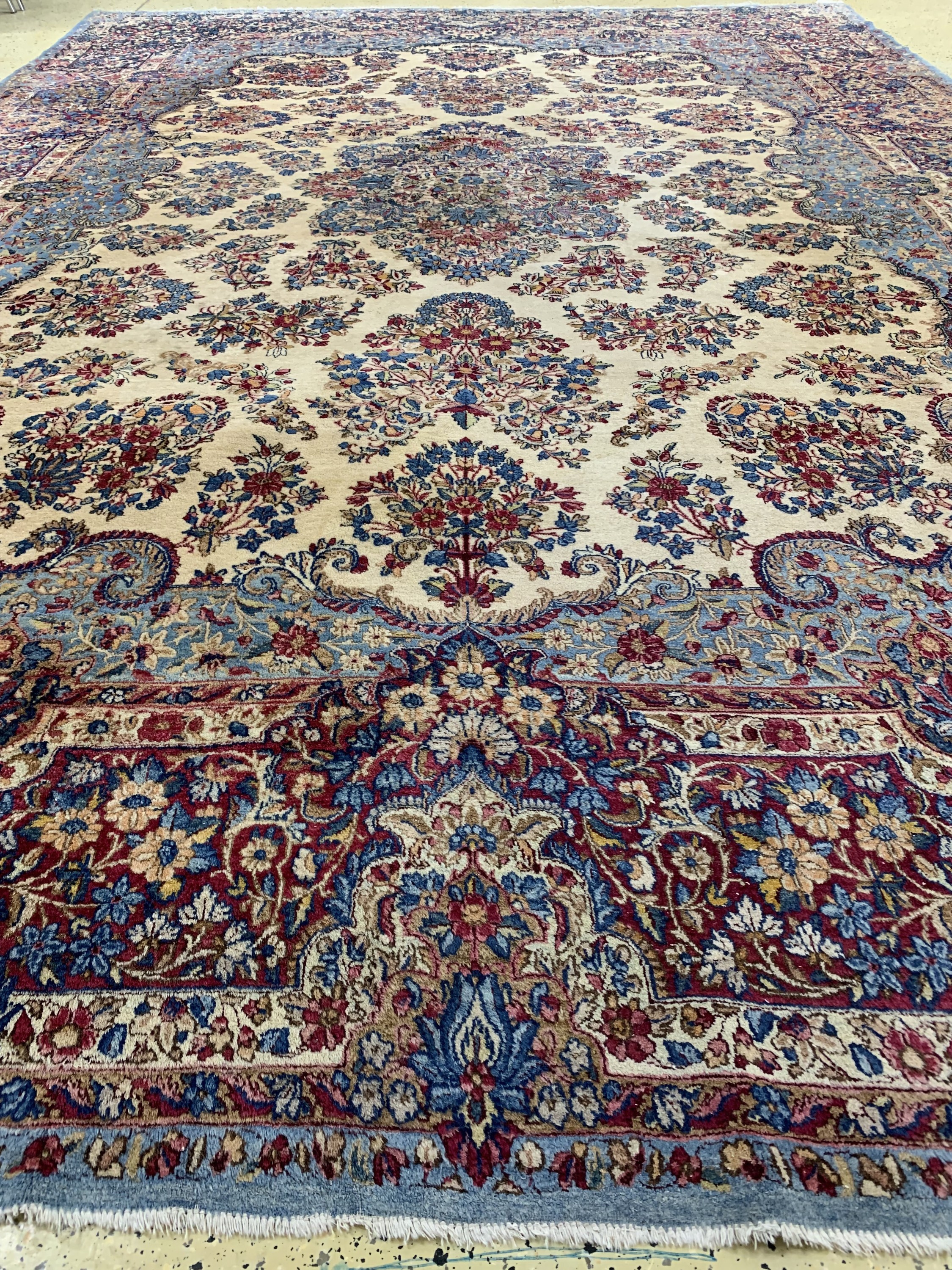Detail g: Kerman"Lawar"antik, Persien, um 1900, Wolleauf Baumwolle, ca. 440 x 305 cm, EHZ: 3