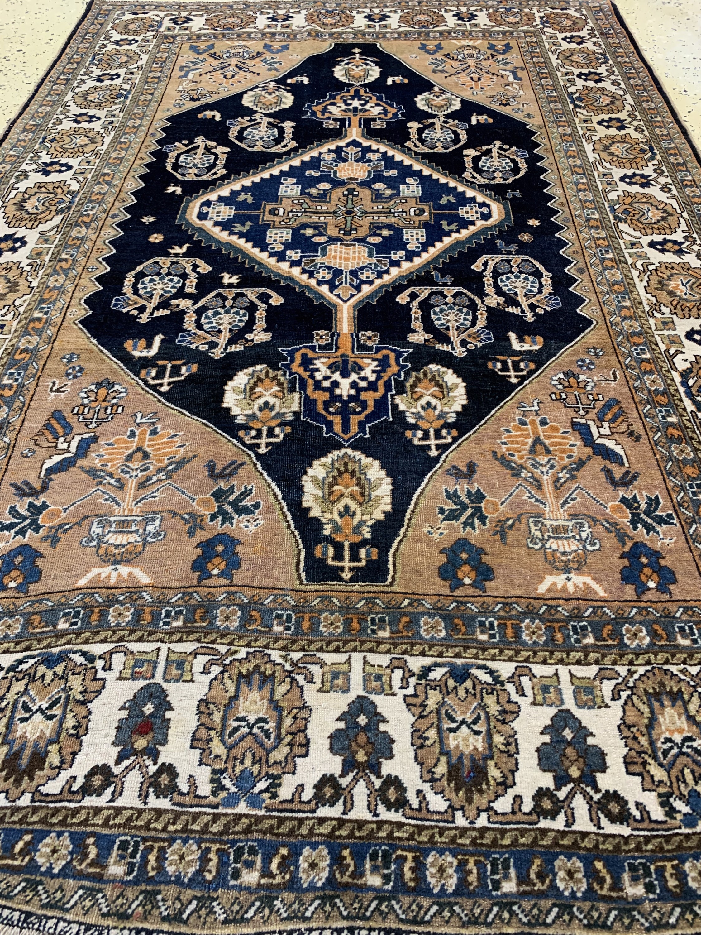 Detail e: Ghaschgai"Kaschkuli"fein, Persien, Mitte 20.Jhd, Wolle auf Wolle, ca. 182 x 123 cm, EHZ: 3